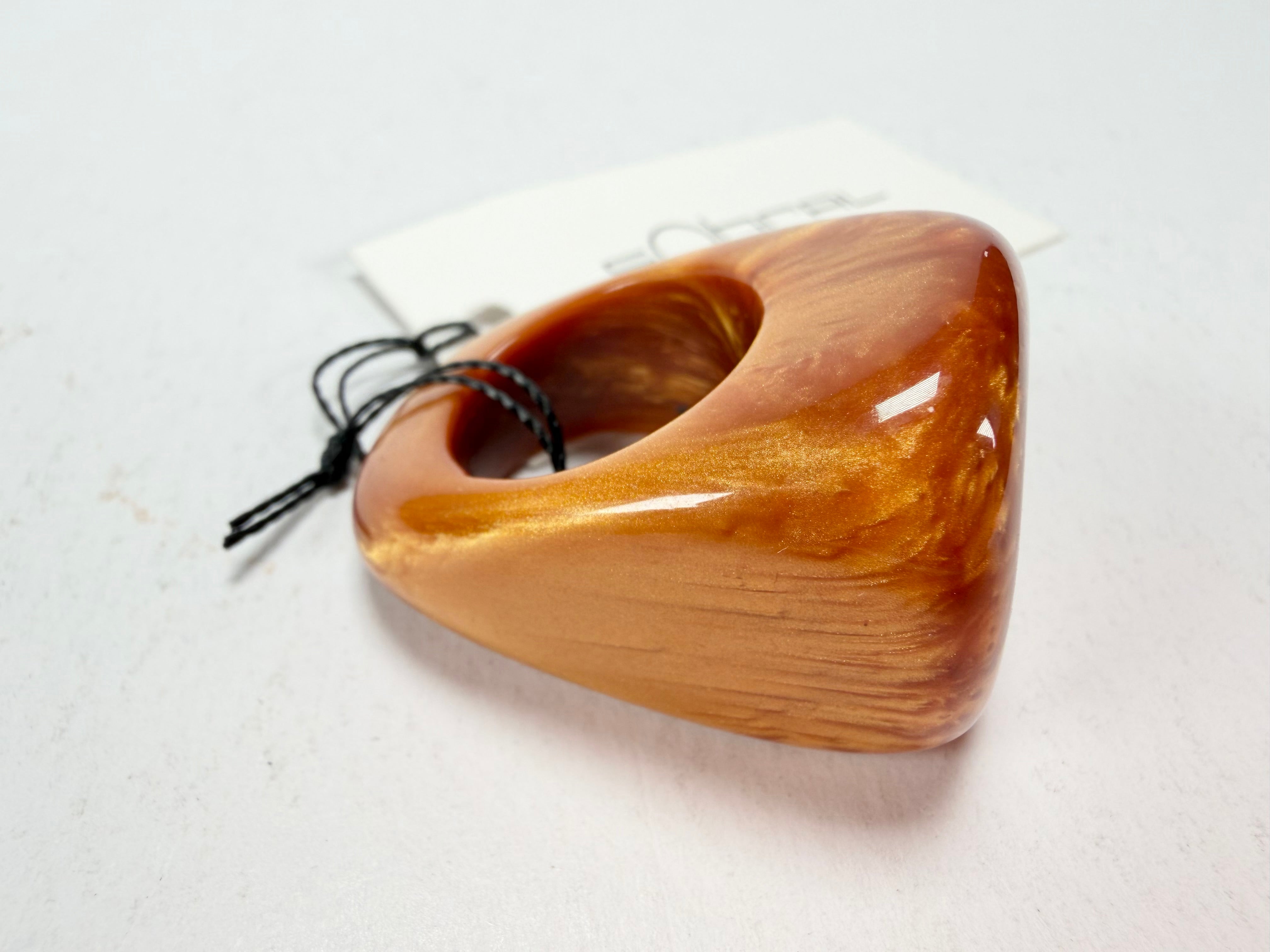 Sobral - Honey "Wave" Resin Ring ( 005325 ) - Size UK P / US 7.5