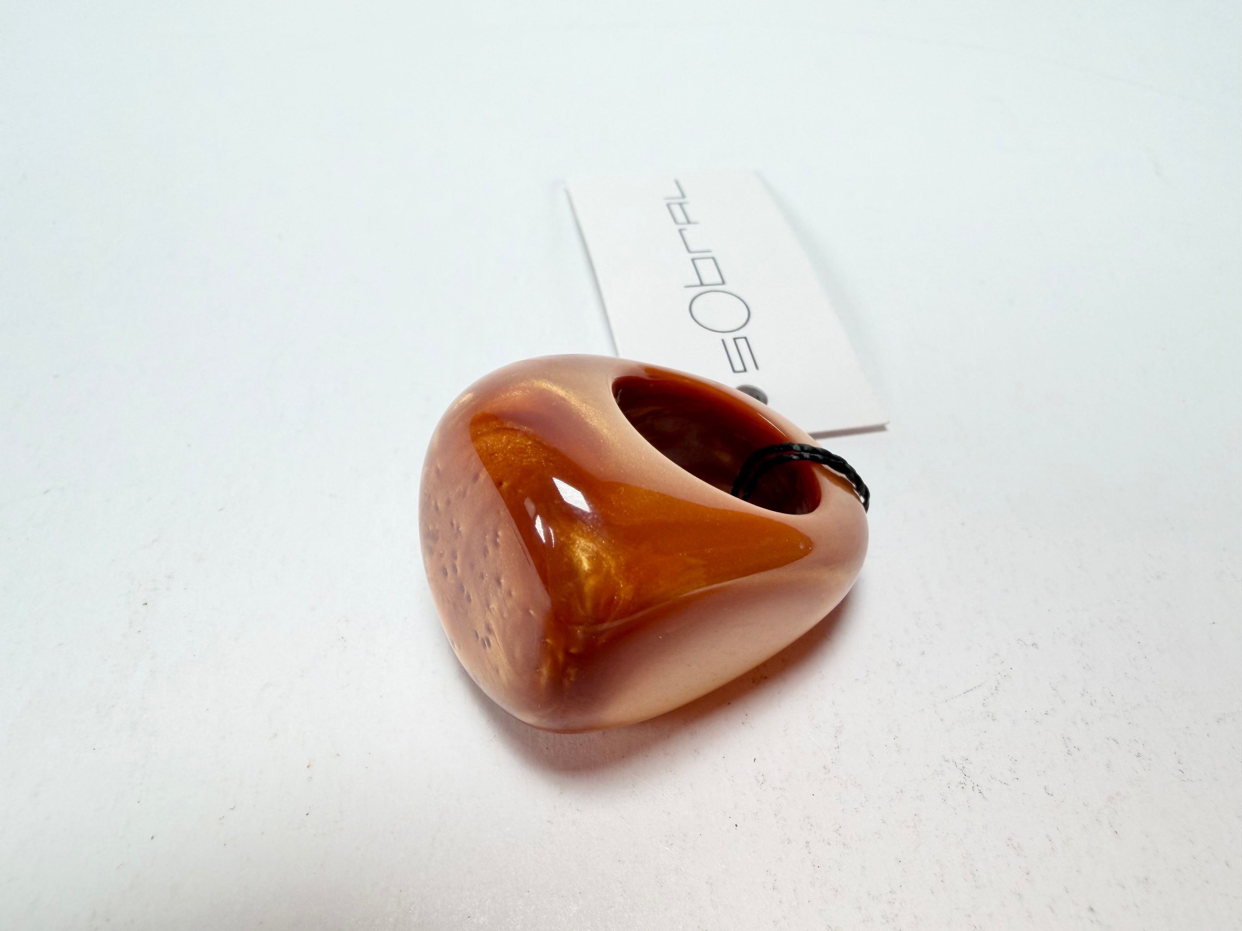 Sobral - Honey "Wave" Resin Ring ( 005325 ) - Size UK N / US 7