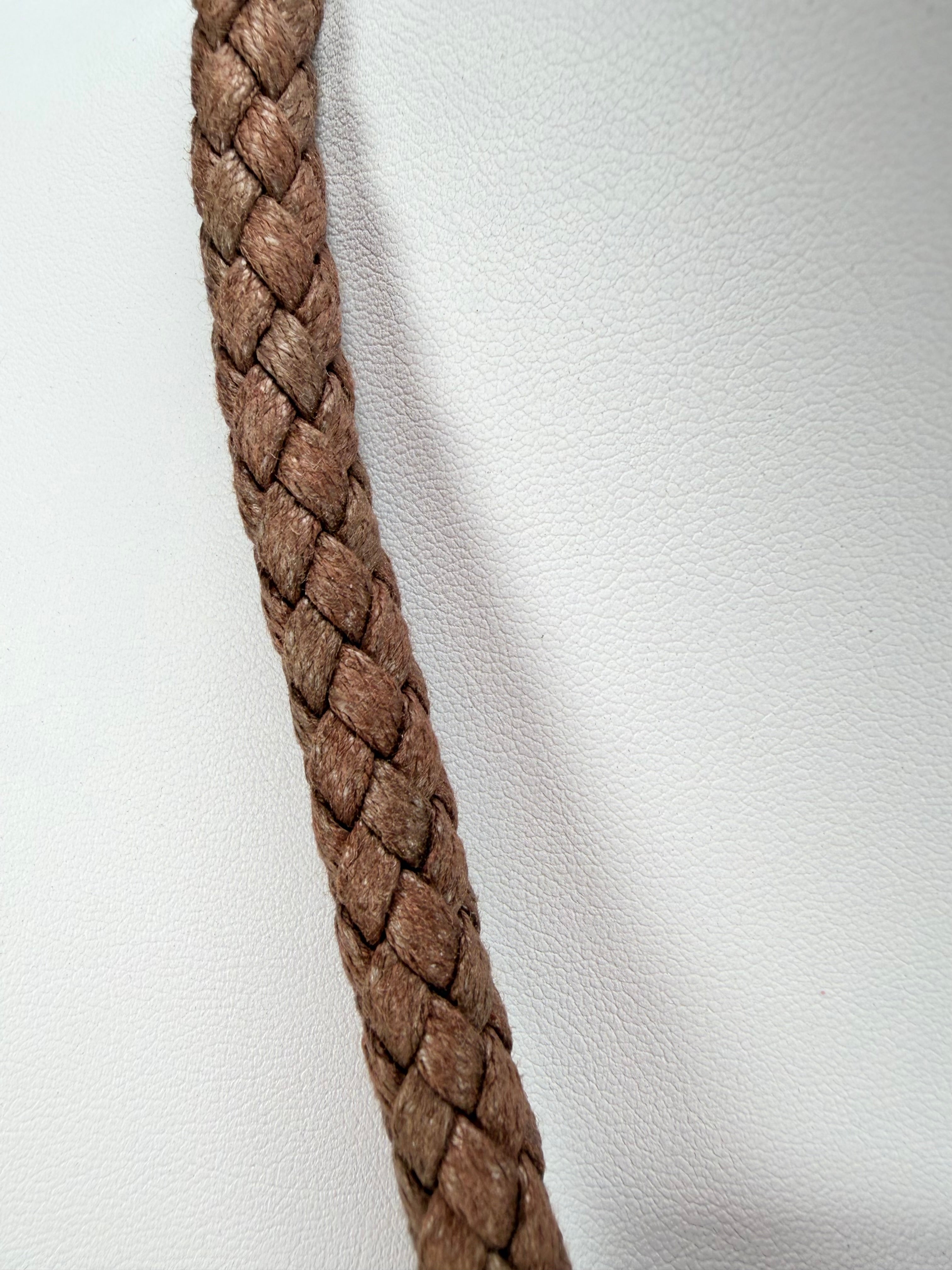 Sobral - Honey "Bee" Resin Necklace ( 005504 )