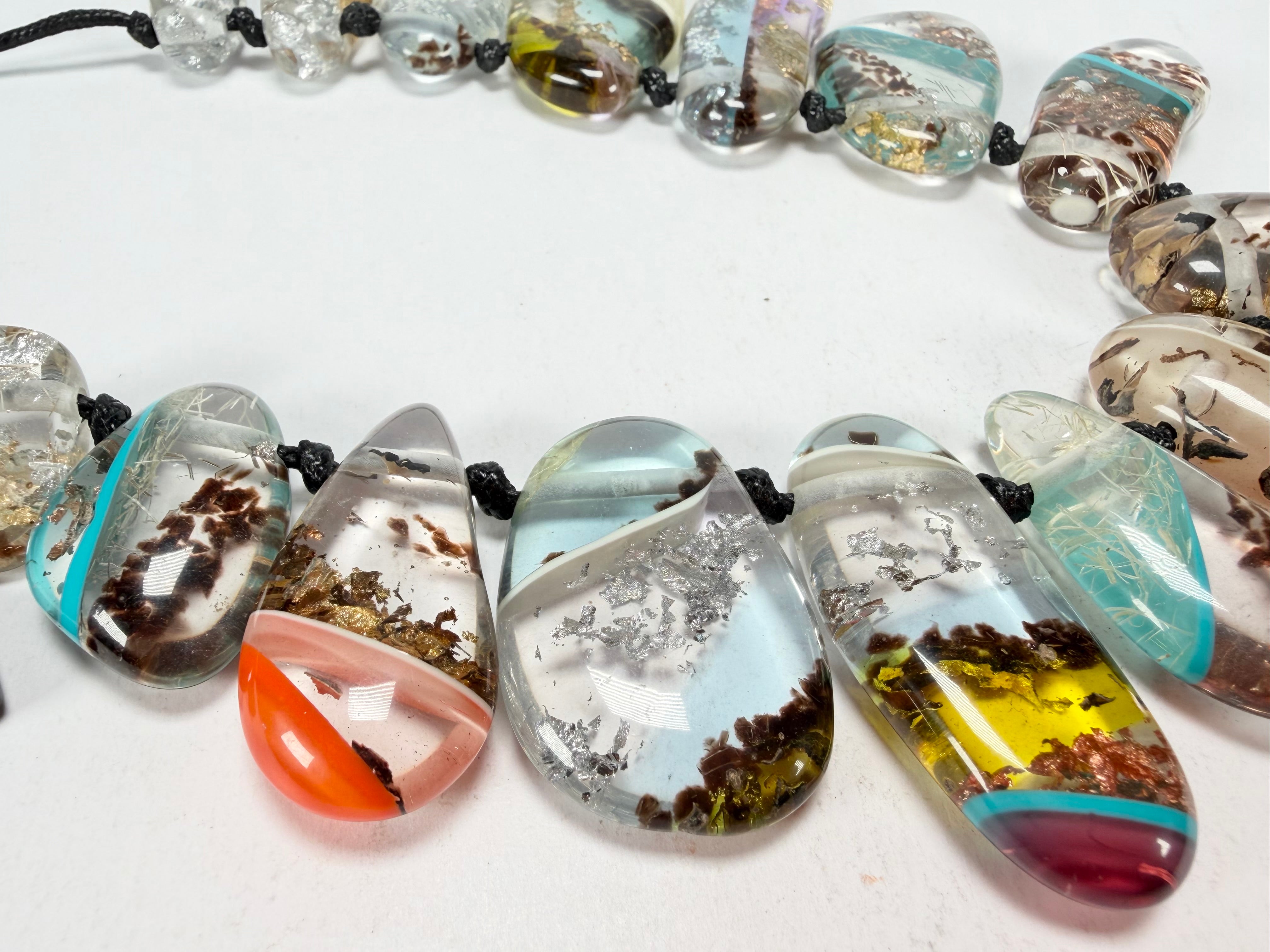 Sobral - Studio Creation "Monica" Crackle Effect Resin Necklace ( 000000 )