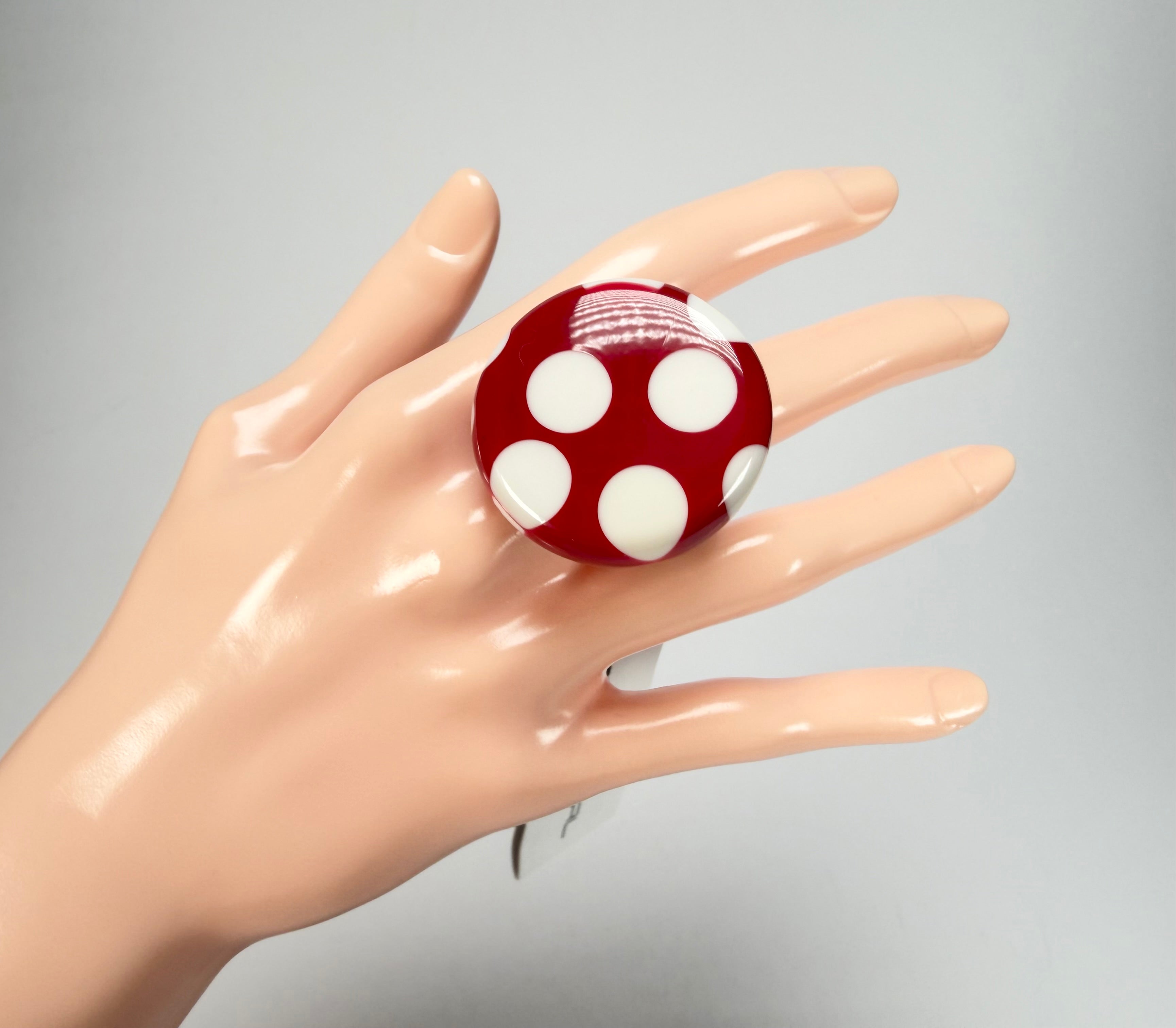 Sobral - Dots "Dots" Red & White Resin Ring ( 005354 ) - Size UK Q / US 8