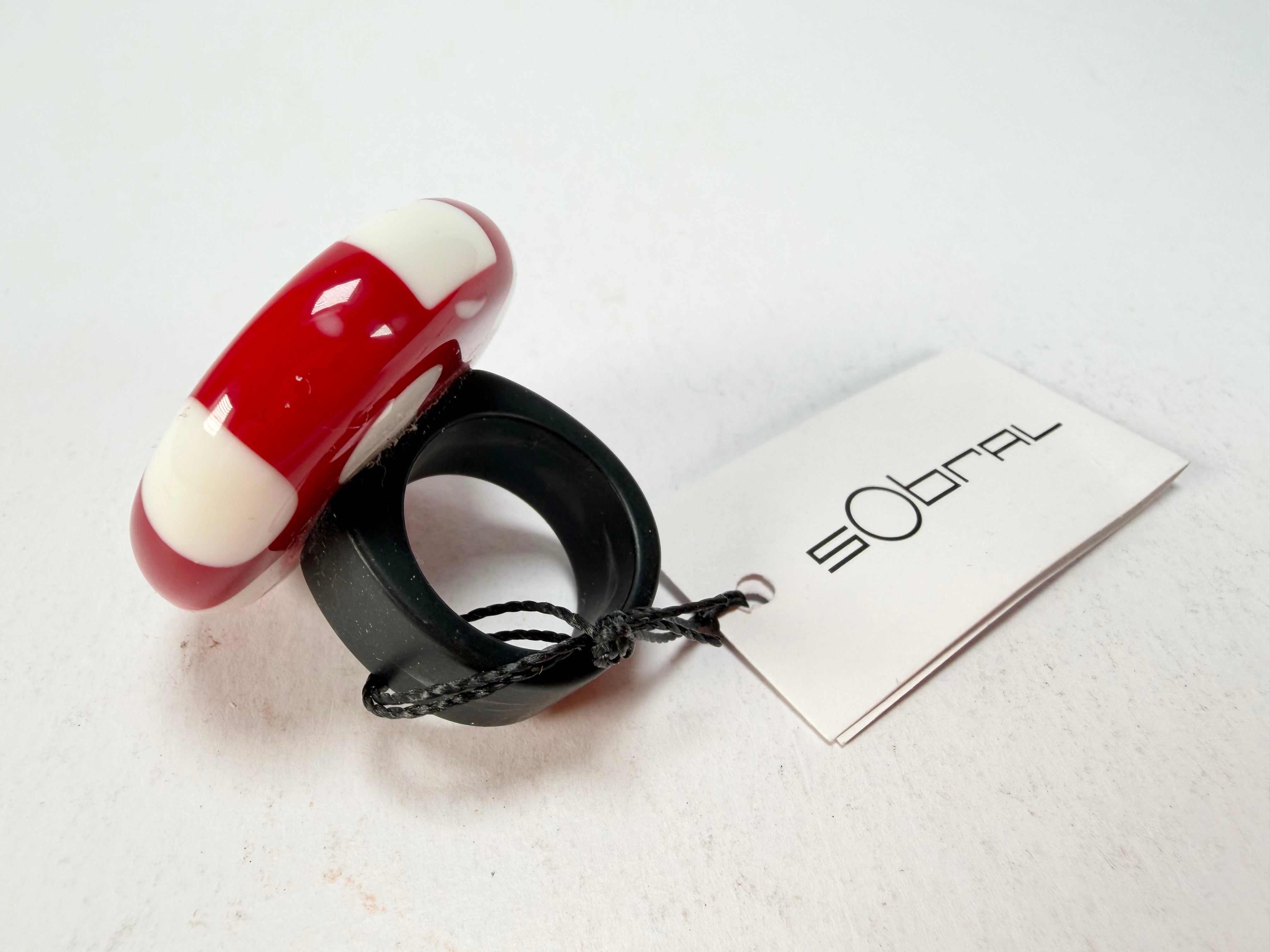 Sobral - Dots "Dots" Red & White Resin Ring ( 005354 ) - Size UK Q / US 8