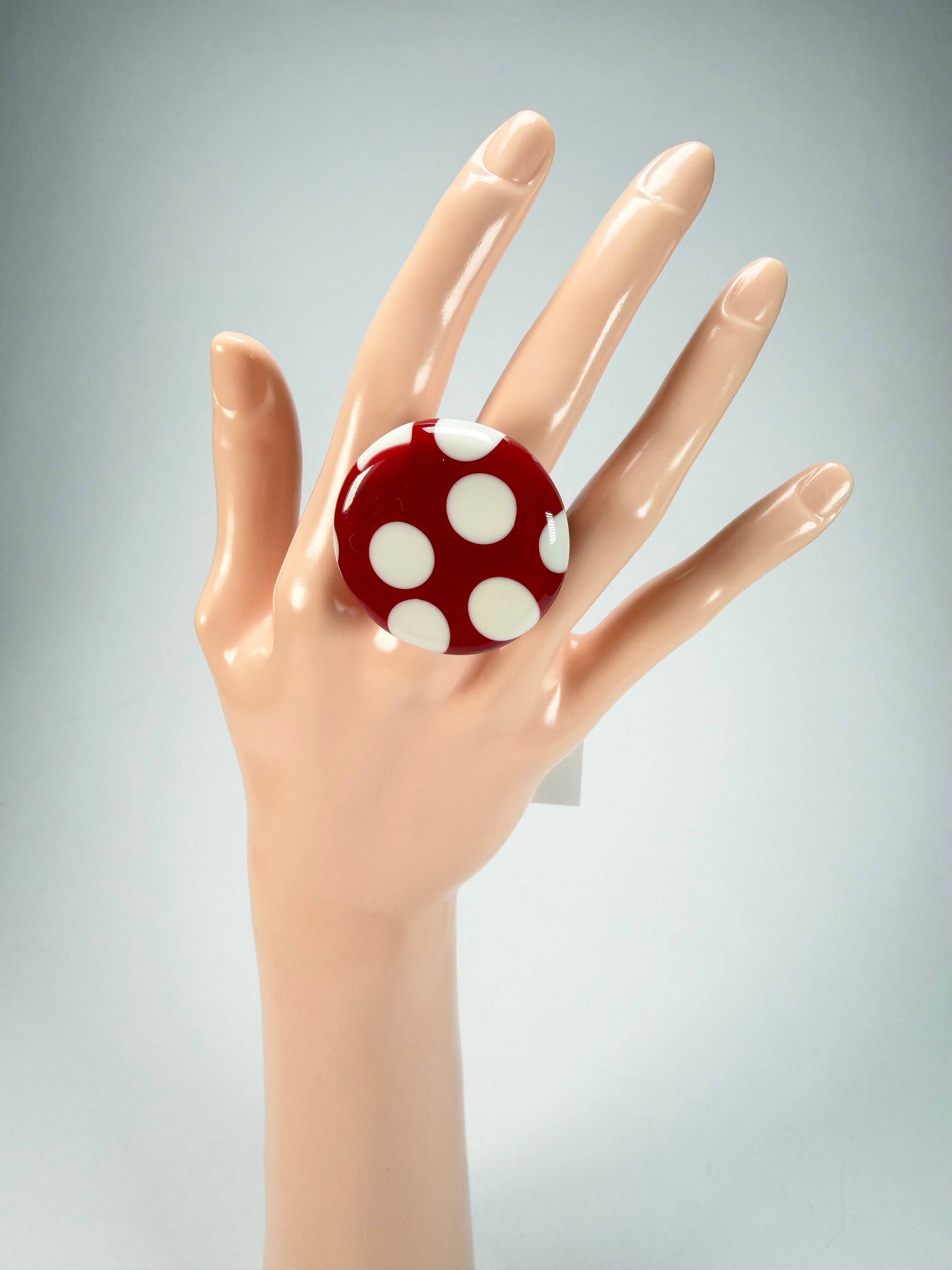 Sobral - Dots "Dots" Red & White Resin Ring ( 005354 ) - Size UK Q / US 8