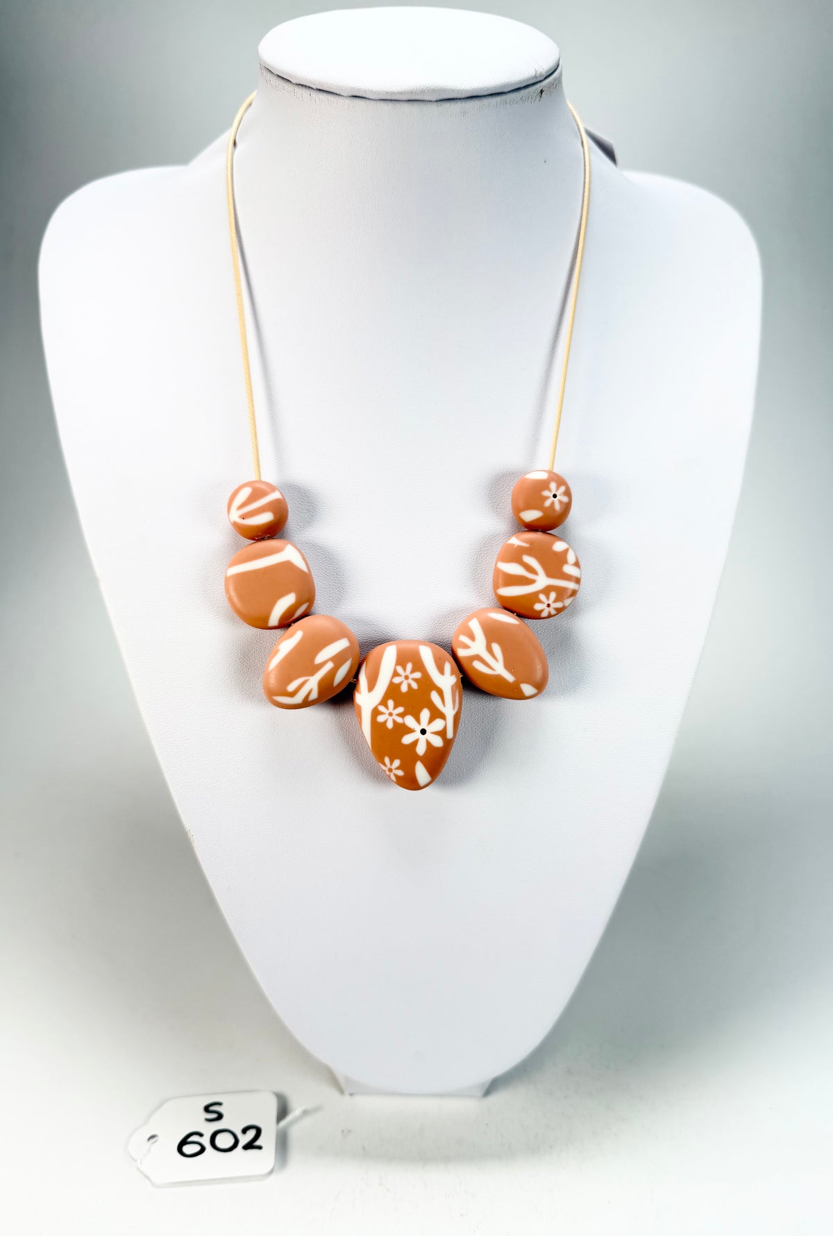 Sobral - Caruaru "Olinda" Resin Necklace ( 005501 )