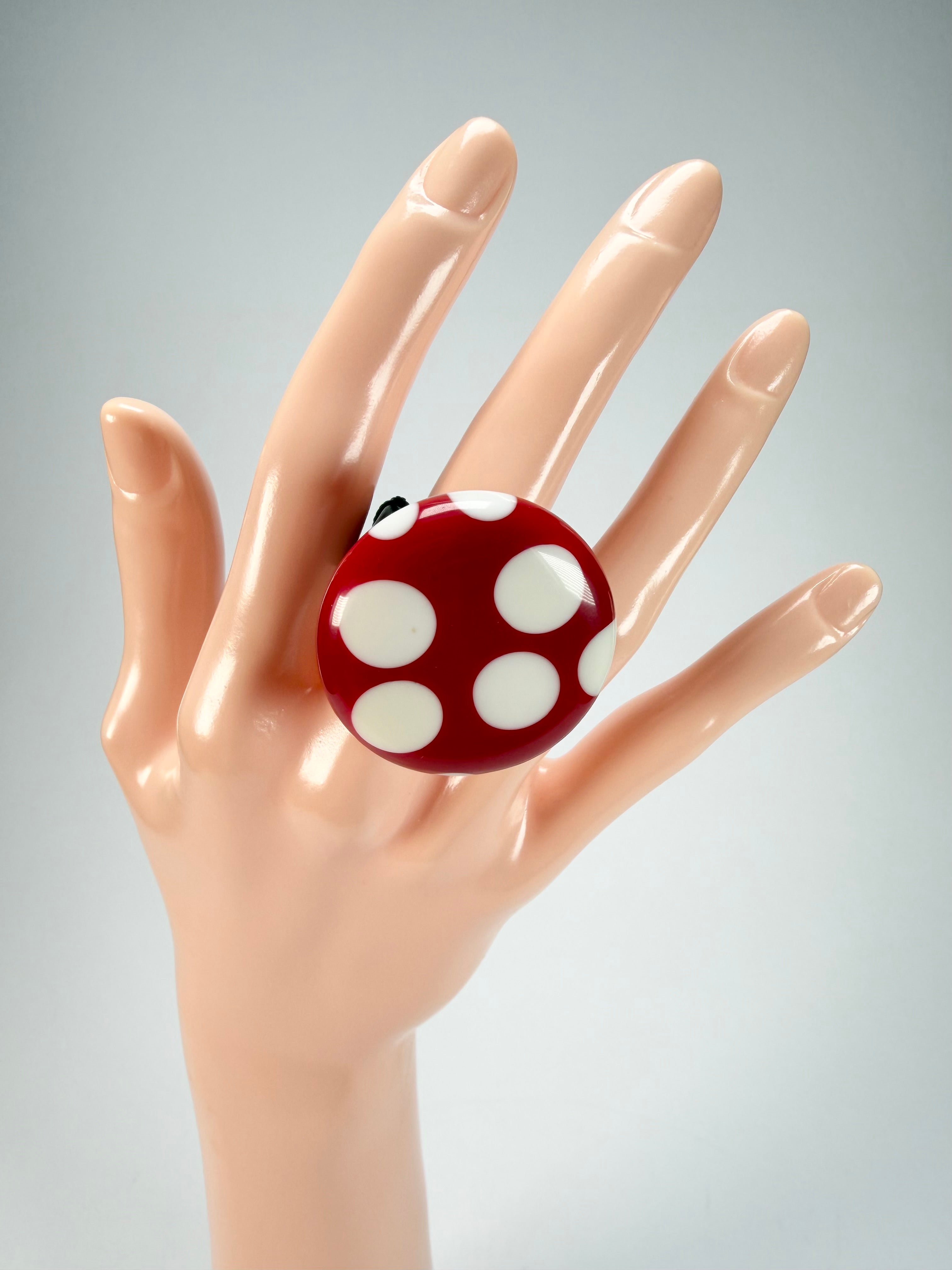 Sobral - Dots "Dots" Red & White Resin Ring ( 005354 ) - Size UK S / US 9