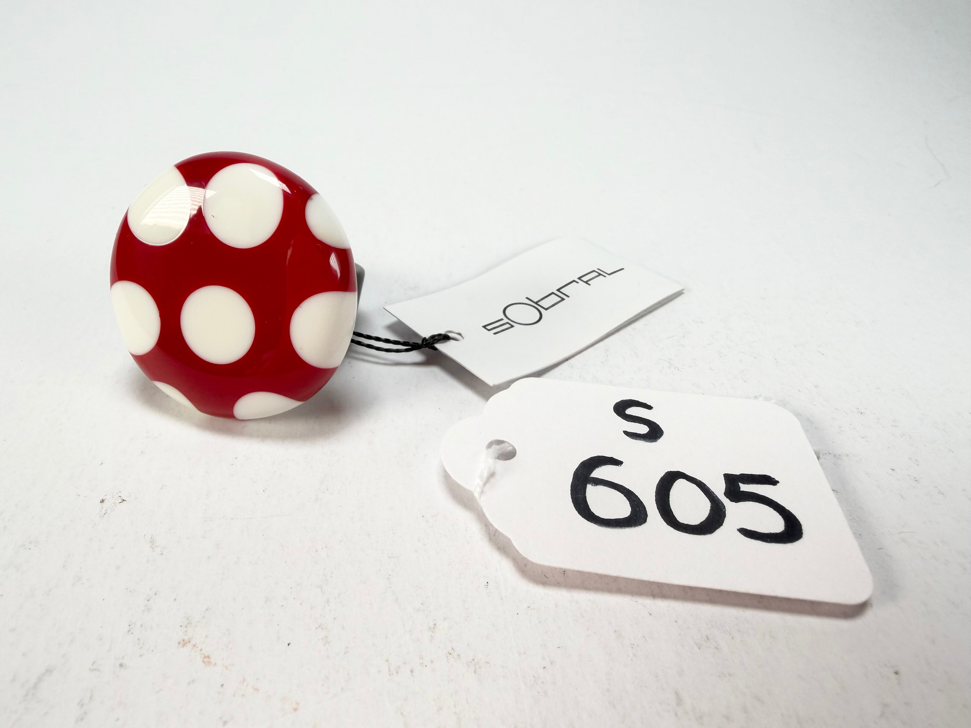 Sobral - Dots "Dots" Red & White Resin Ring ( 005354 ) - Size UK U / US 10