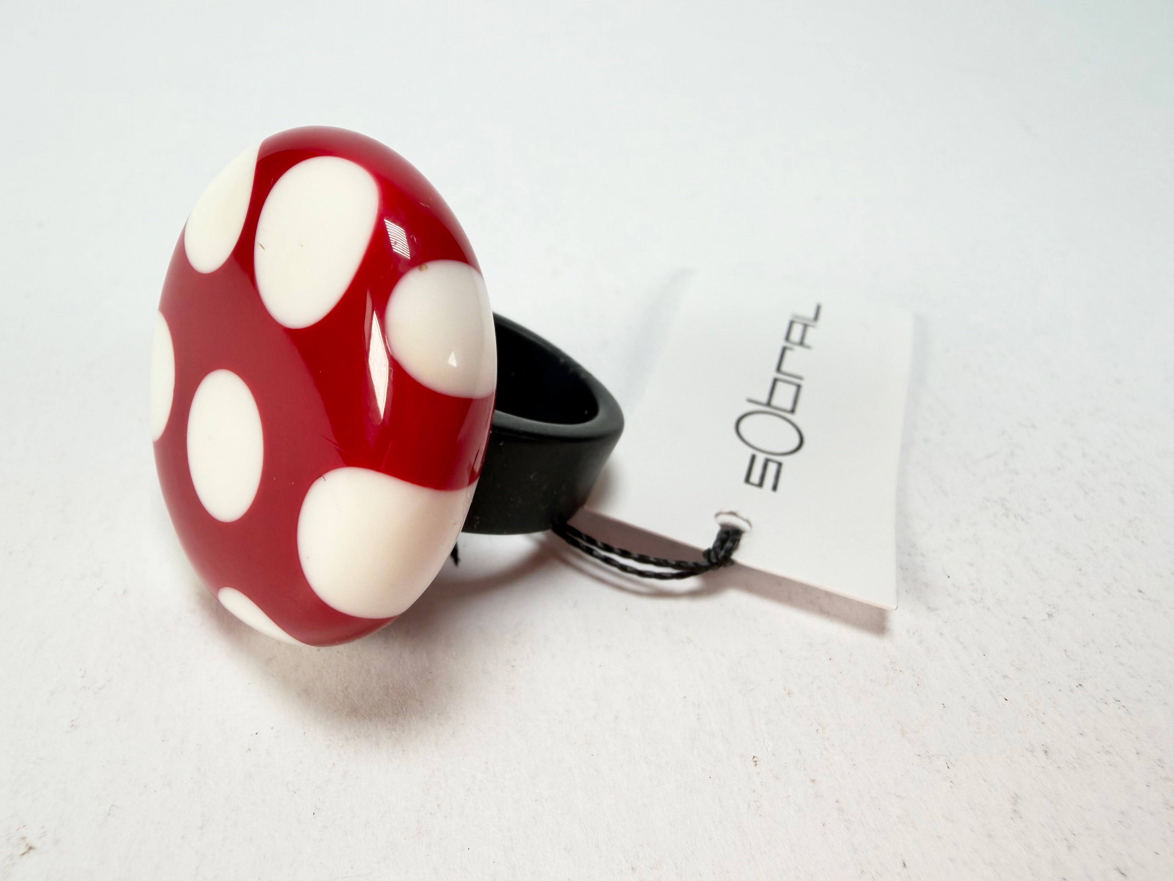Sobral - Dots "Dots" Red & White Resin Ring ( 005354 ) - Size UK U / US 10
