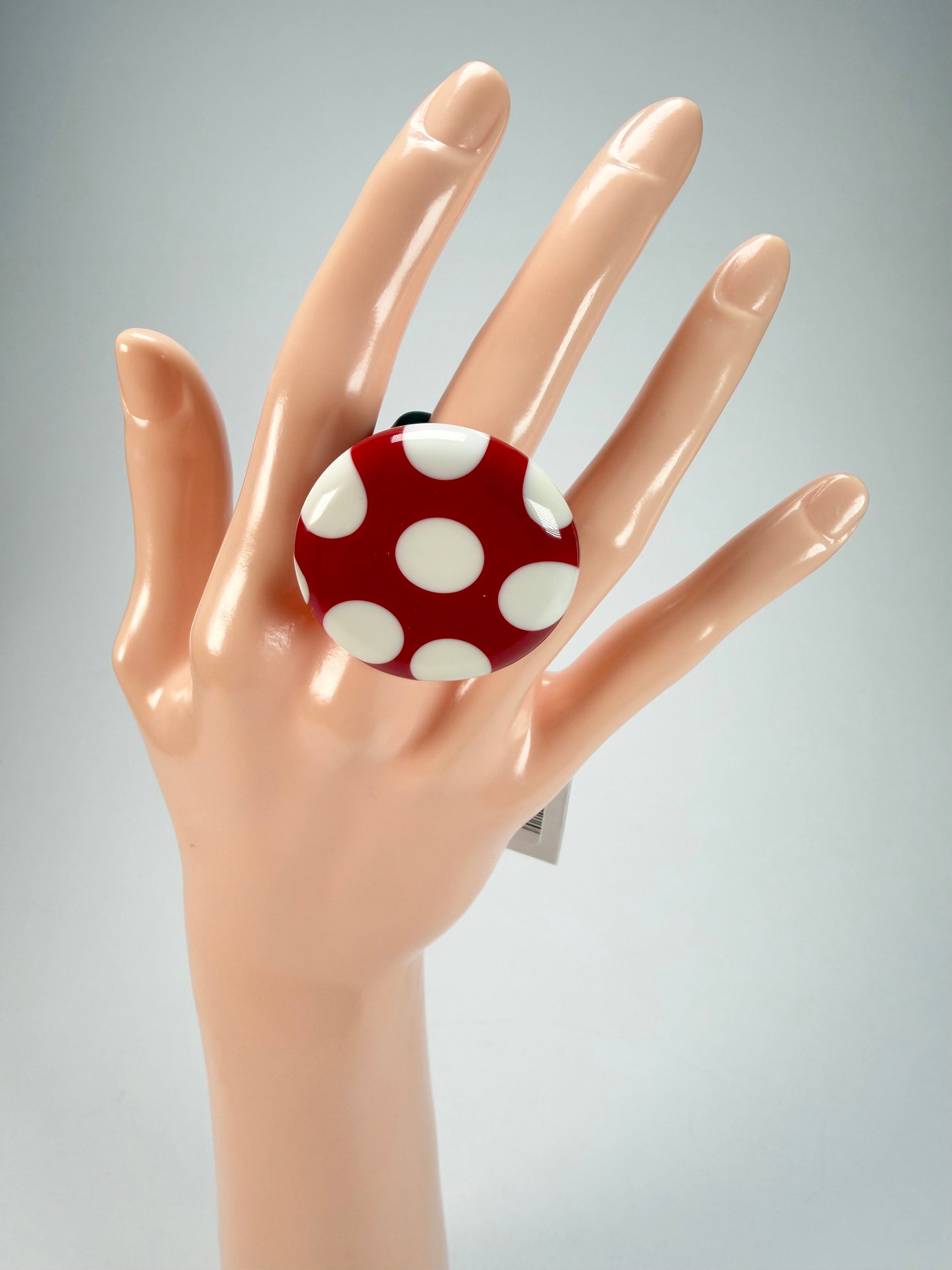 Sobral - Dots "Dots" Red & White Resin Ring ( 005354 ) - Size UK U / US 10
