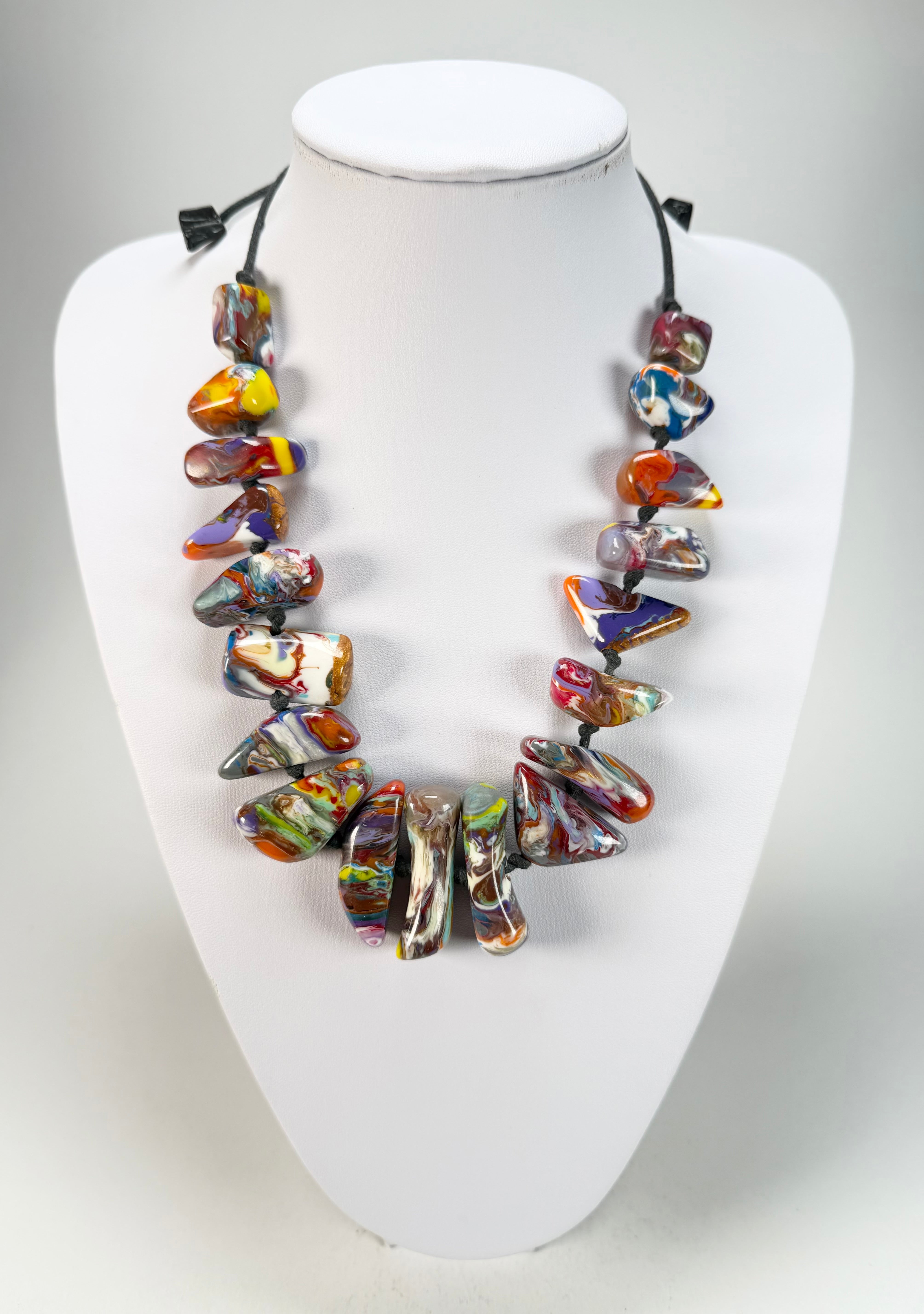Sobral - Multi-Colour "Jagged" Studio Creation Pollock Resin Necklace ( 000000 )