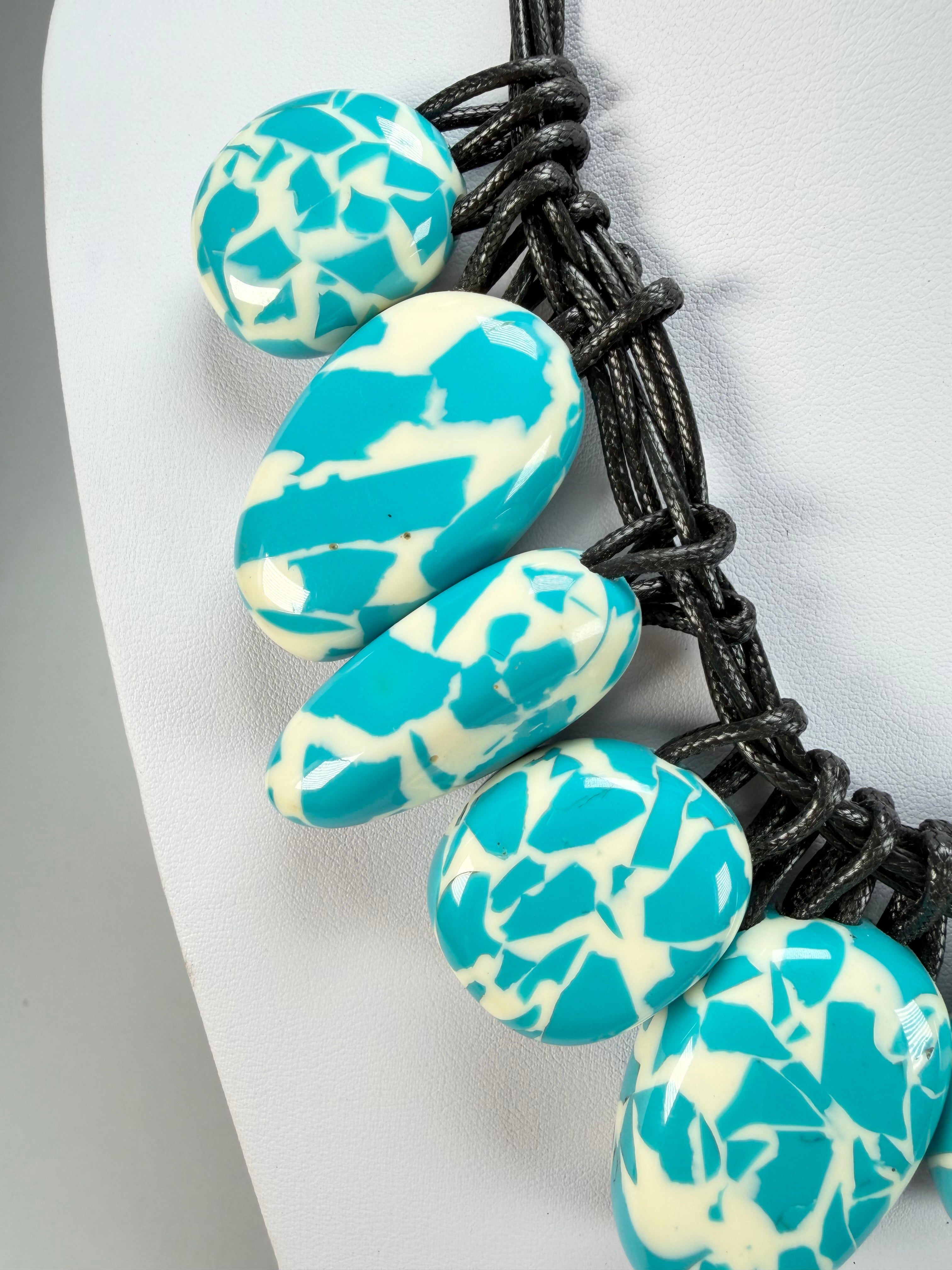 Sobral - Studio Creation "Fragments" Blue & White Resin Necklace ( 000000 )
