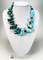 Sobral - Studio Creation "The Light & The Dark" Resin Necklace ( 000000 )