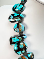 Sobral - Studio Creation "The Light & The Dark" Resin Necklace ( 000000 )