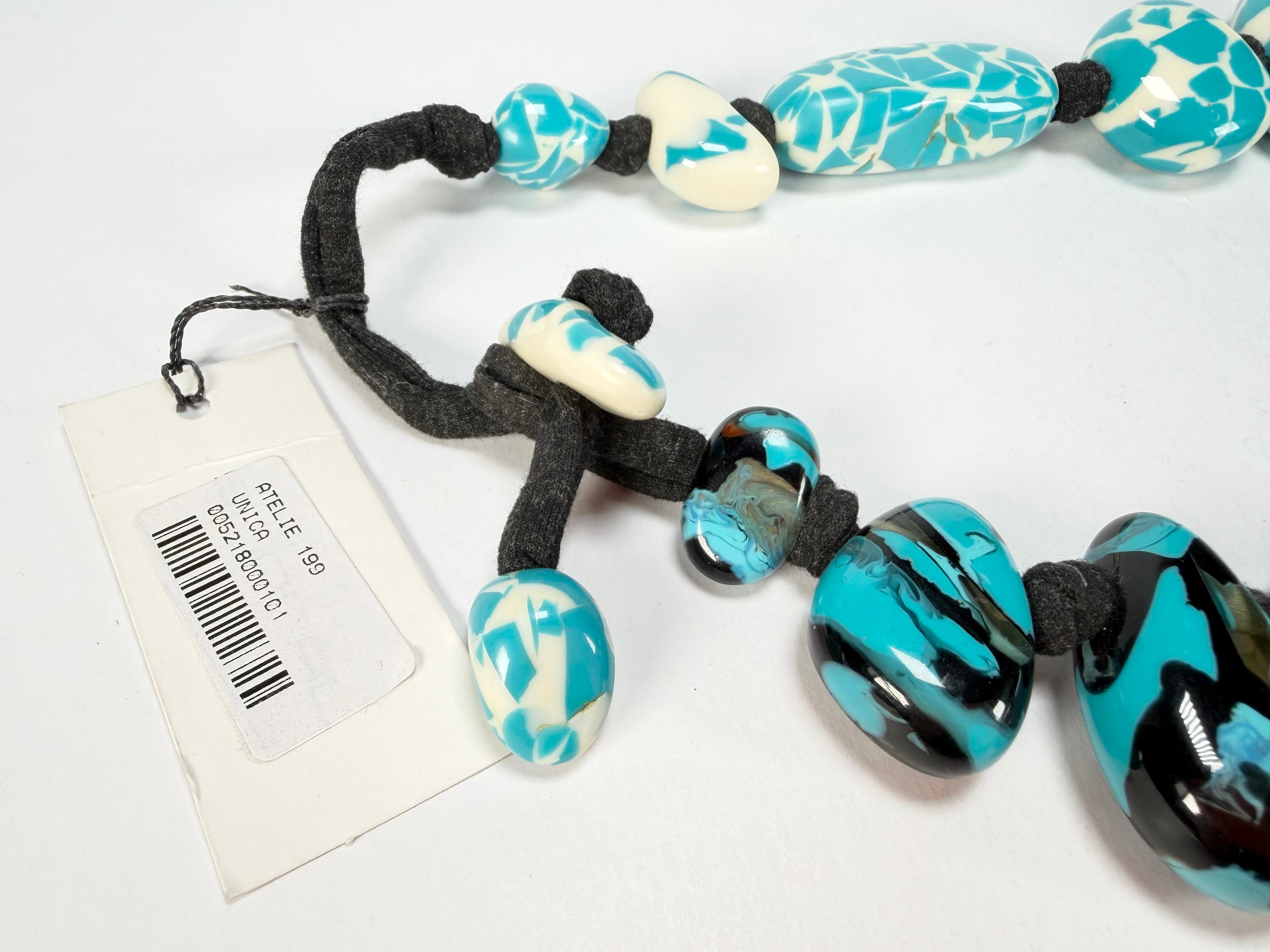 Sobral - Studio Creation "The Light & The Dark" Resin Necklace ( 000000 )