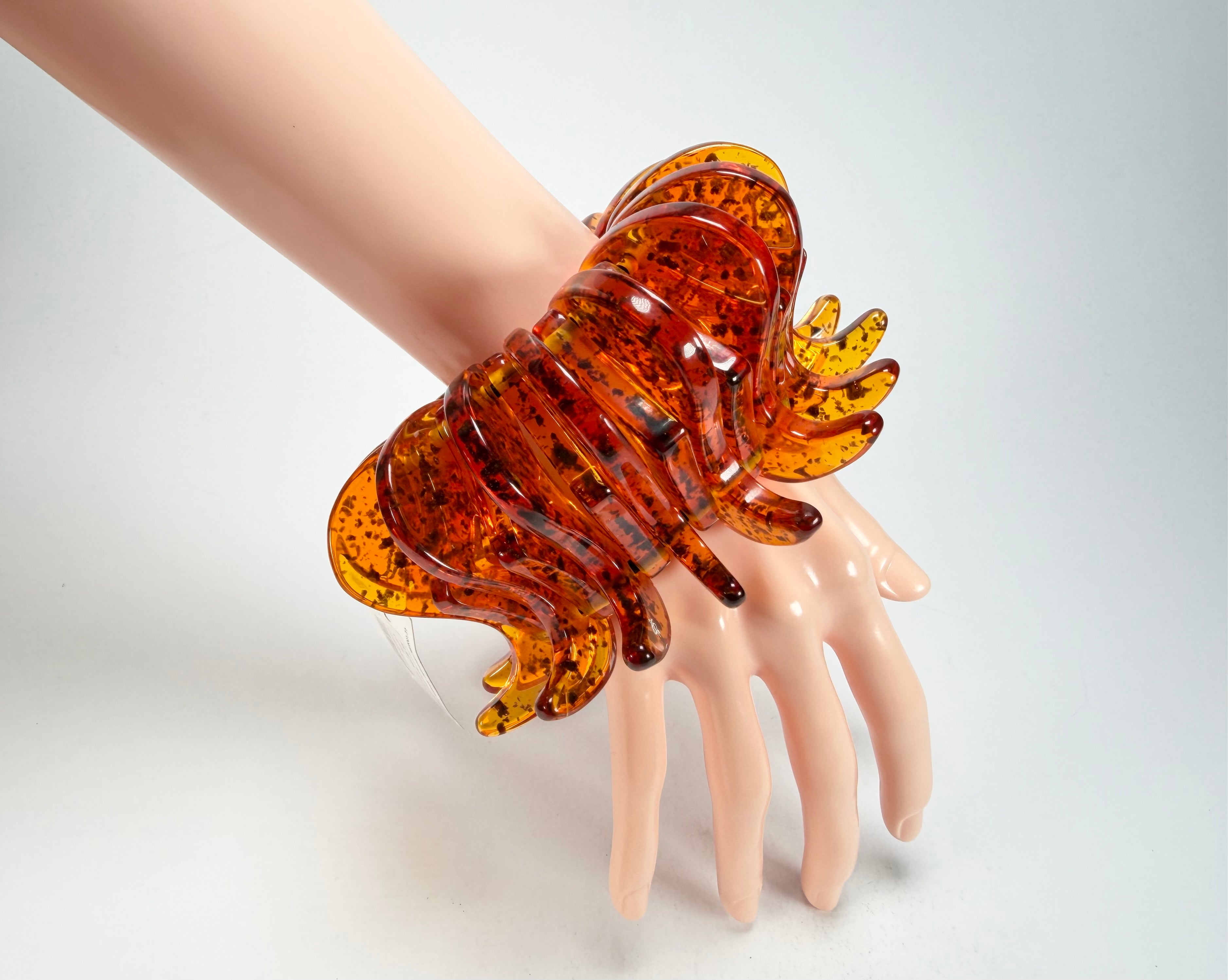 Sobral - Amber "Cogumelo" Studio Creation Elasticated Resin Bracelet ( 000000 )