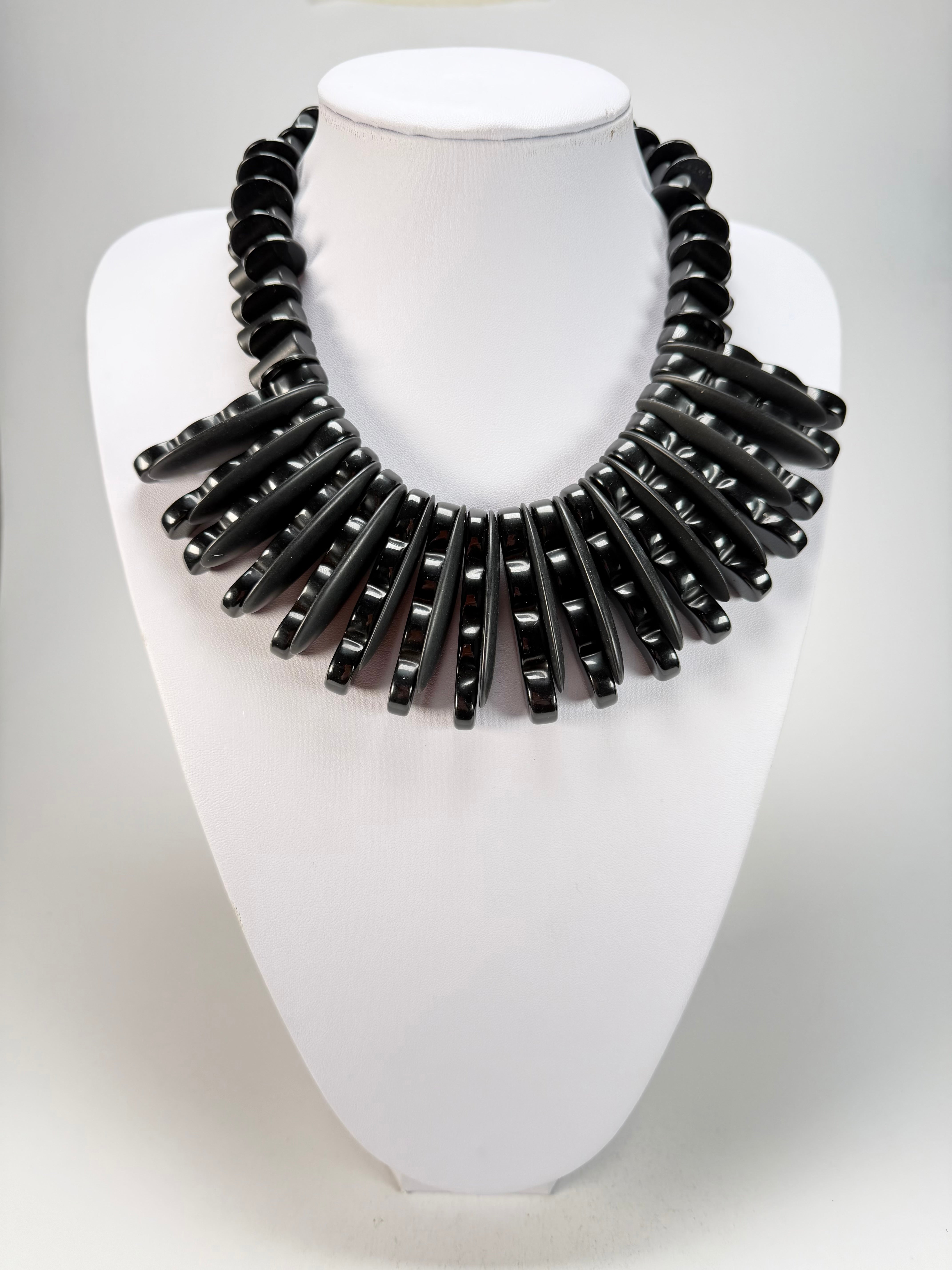 Sobral - Studio Creation "Ribera" Black Resin Necklace ( 000000 )