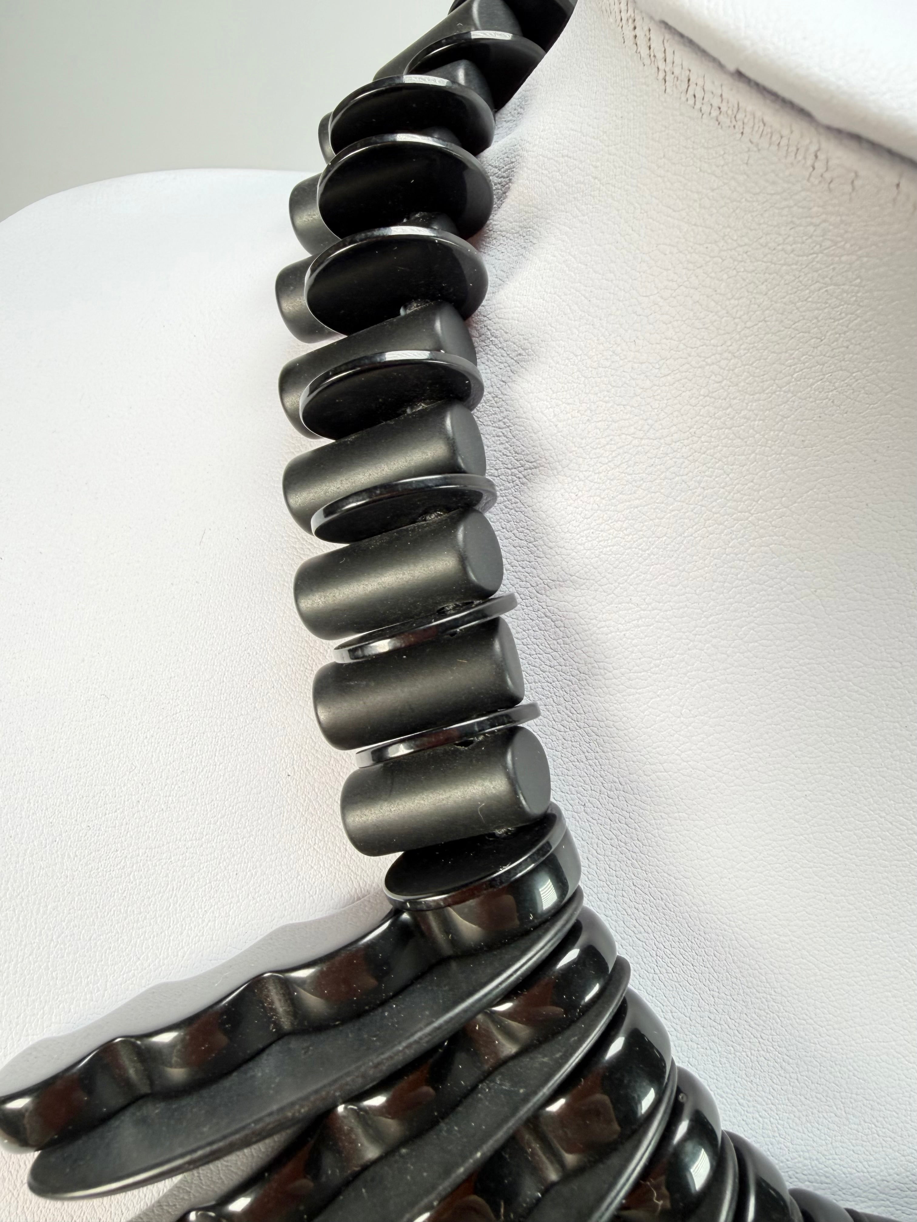 Sobral - Studio Creation "Ribera" Black Resin Necklace ( 000000 )