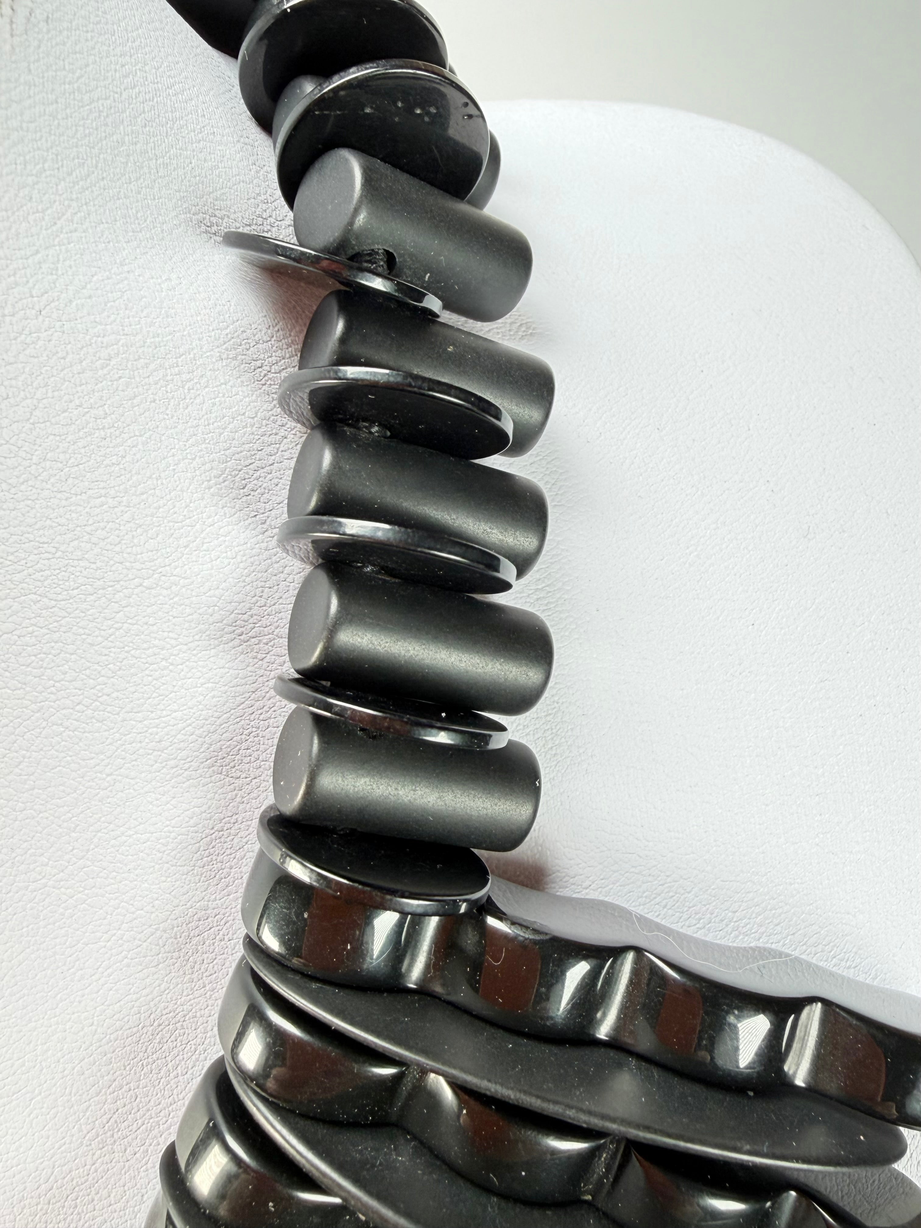 Sobral - Studio Creation "Ribera" Black Resin Necklace ( 000000 )