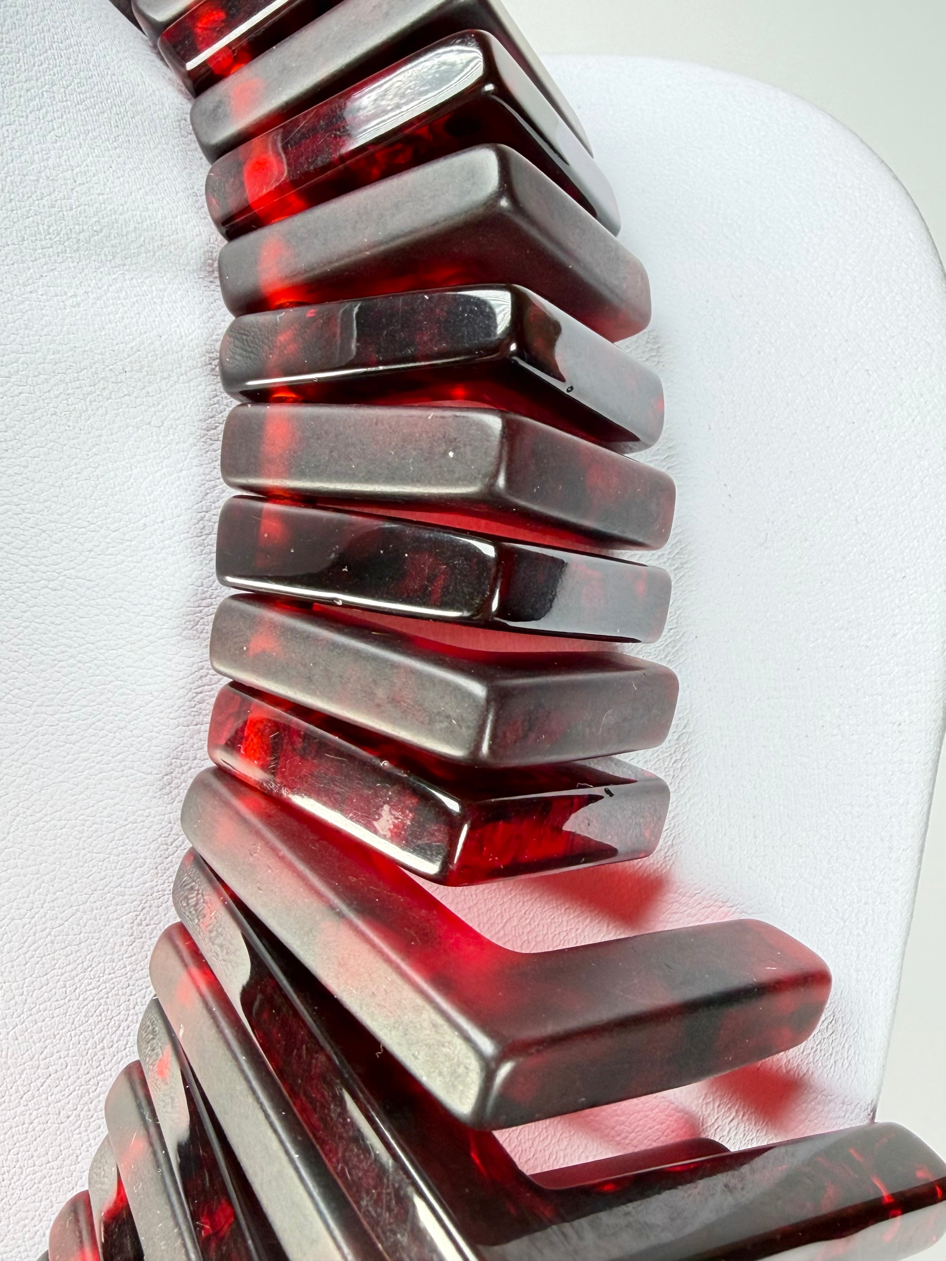 Sobral - Studio Creation "Aranha Tóxica" Black & Dark Red Resin Necklace ( 000000 )