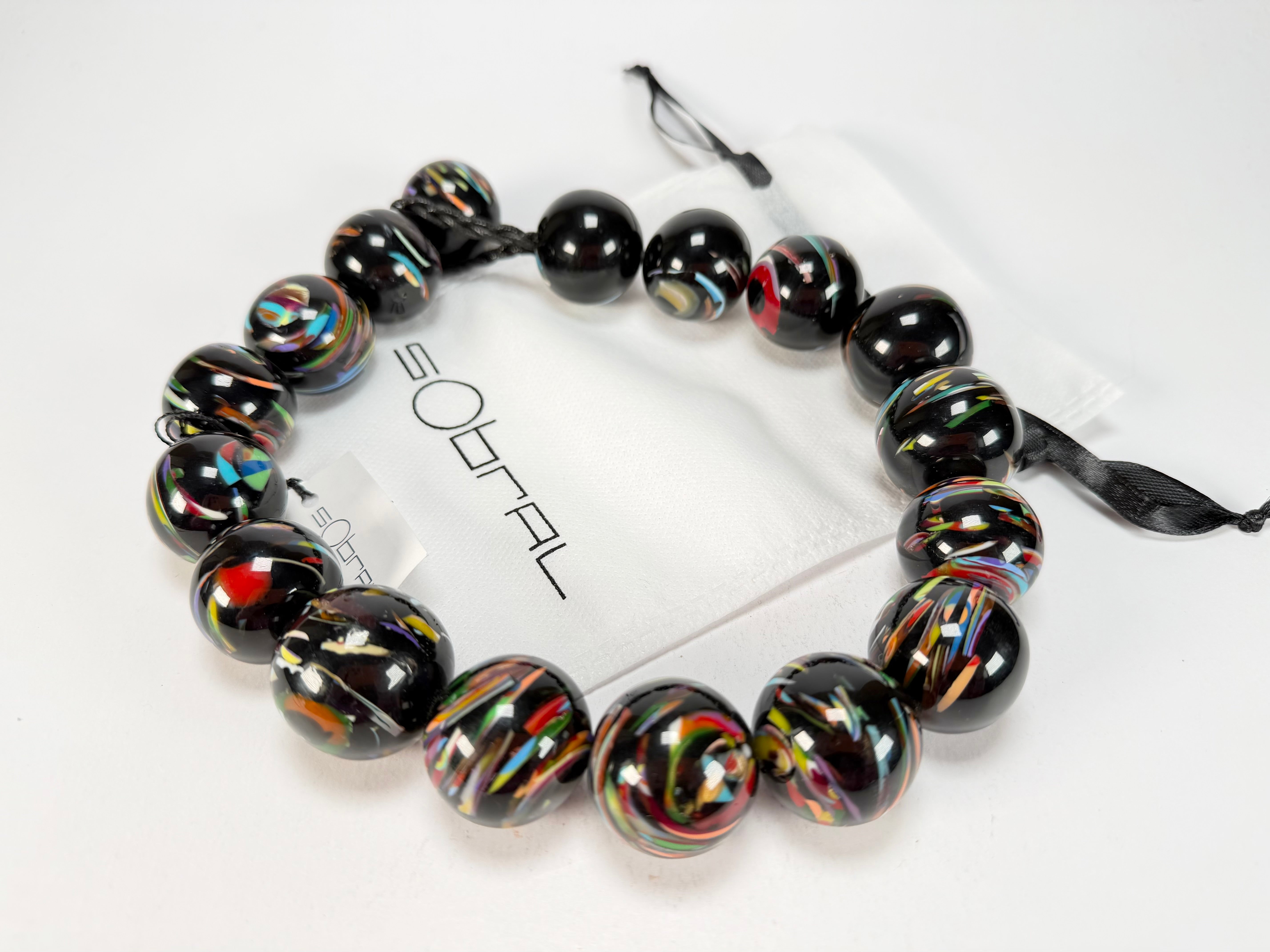 Sobral - Baru "Cluster" Studio Creation Resin Necklace ( 000000 )