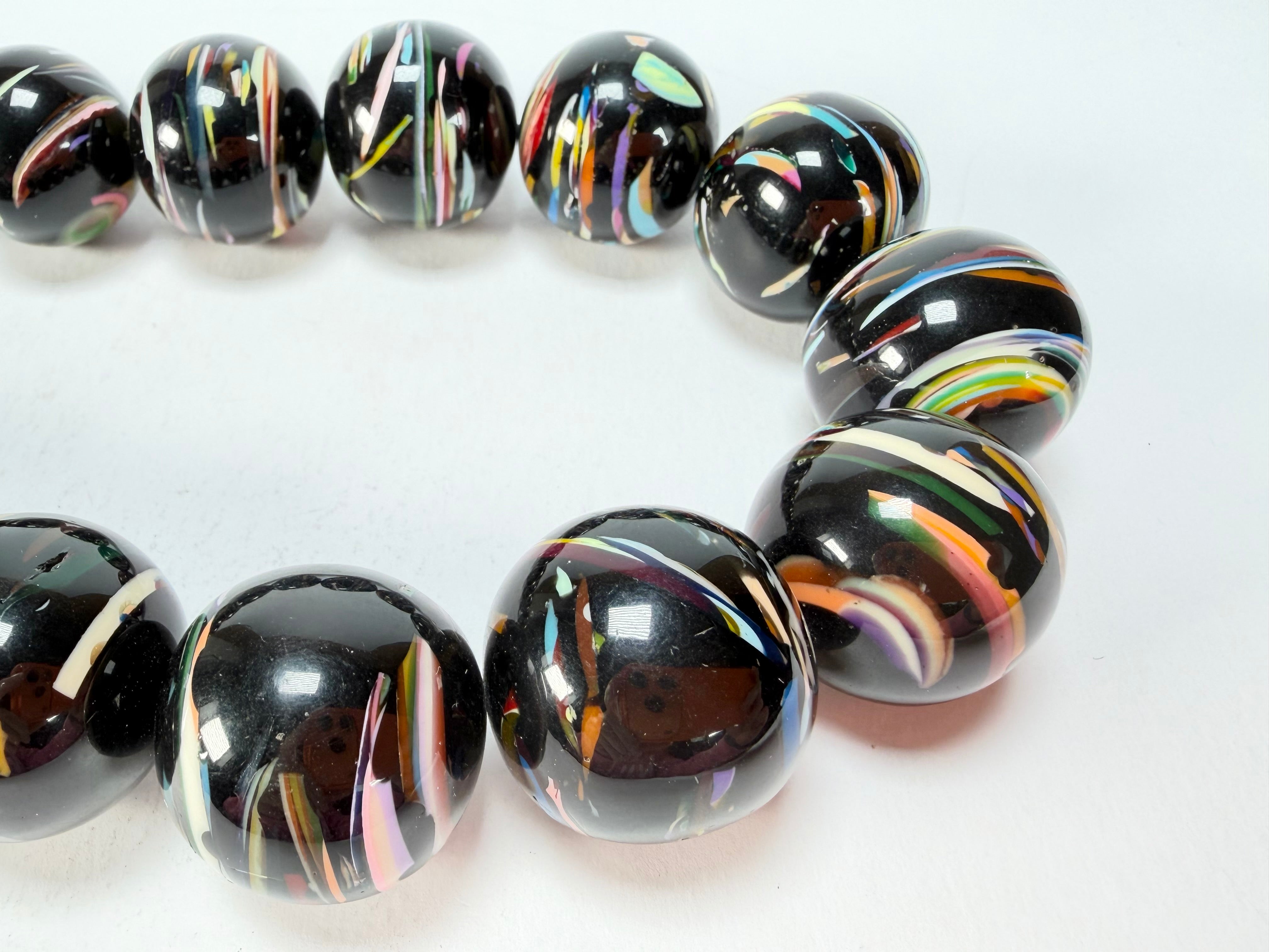 Sobral - Baru "Cluster" Studio Creation Resin Necklace ( 000000 )