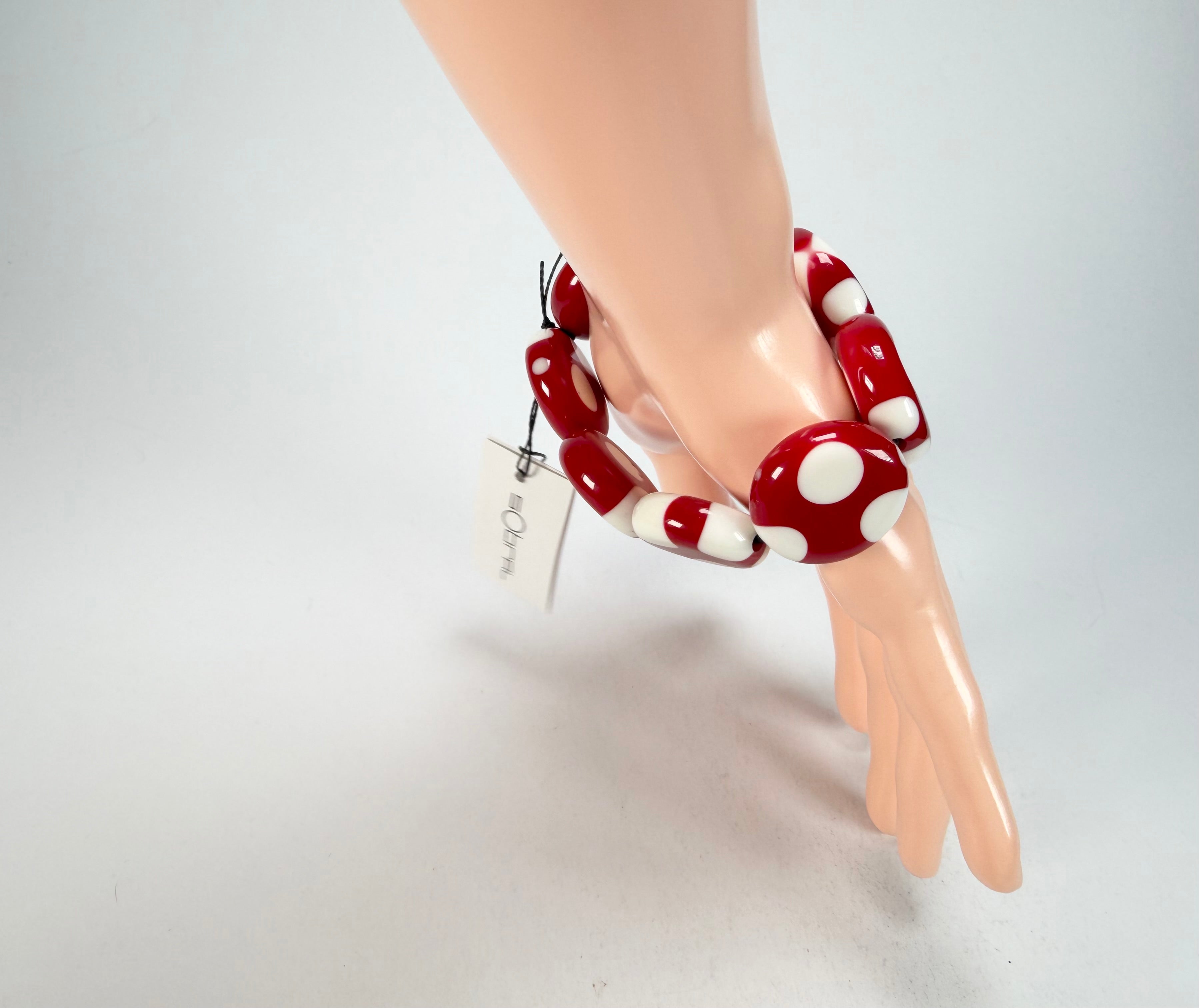 Sobral - Dots "Dots" Red & White Elasticated Resin Bracelet ( 005362 )