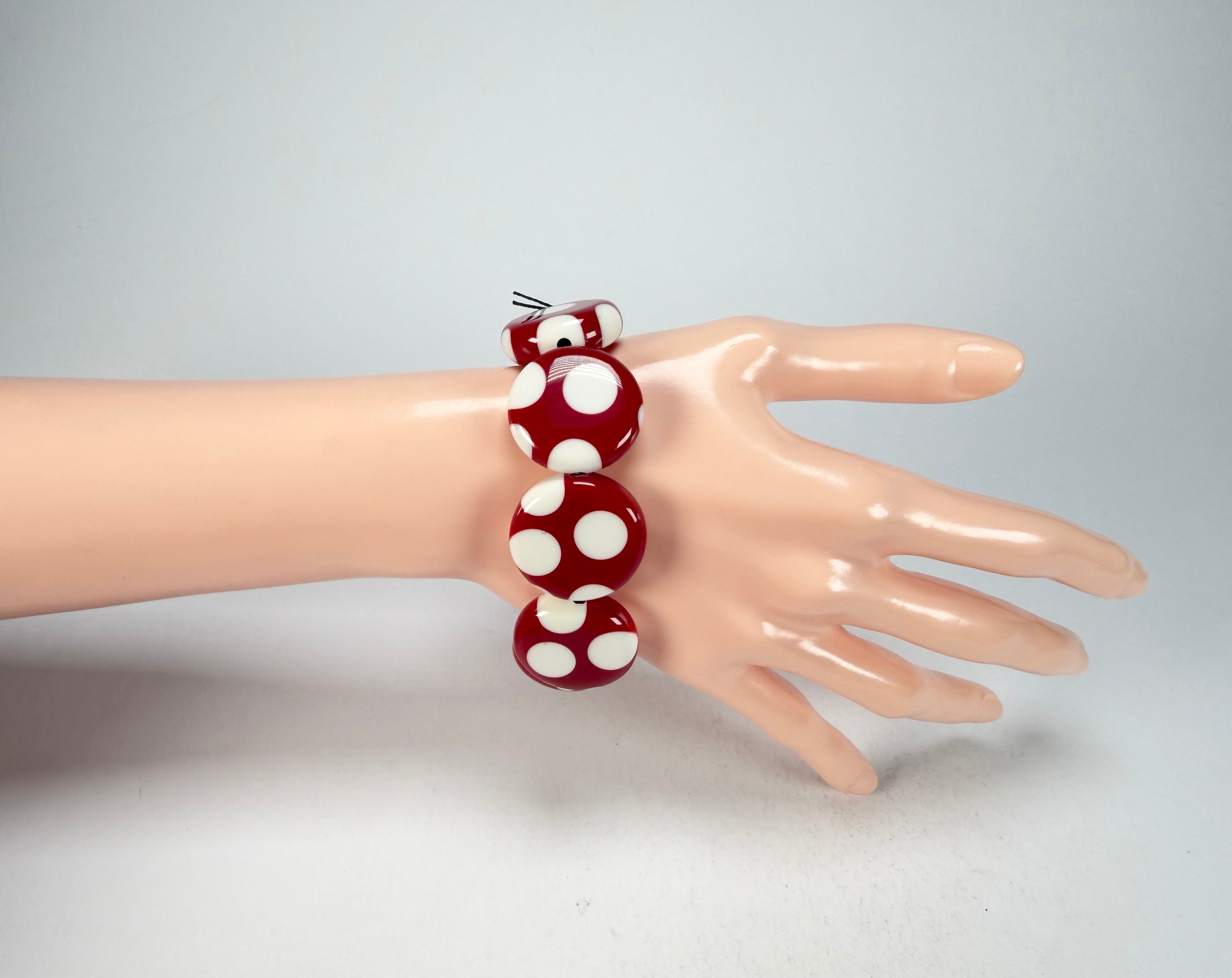 Sobral - Dots "Dots" Red & White Elasticated Resin Bracelet ( 005362 )