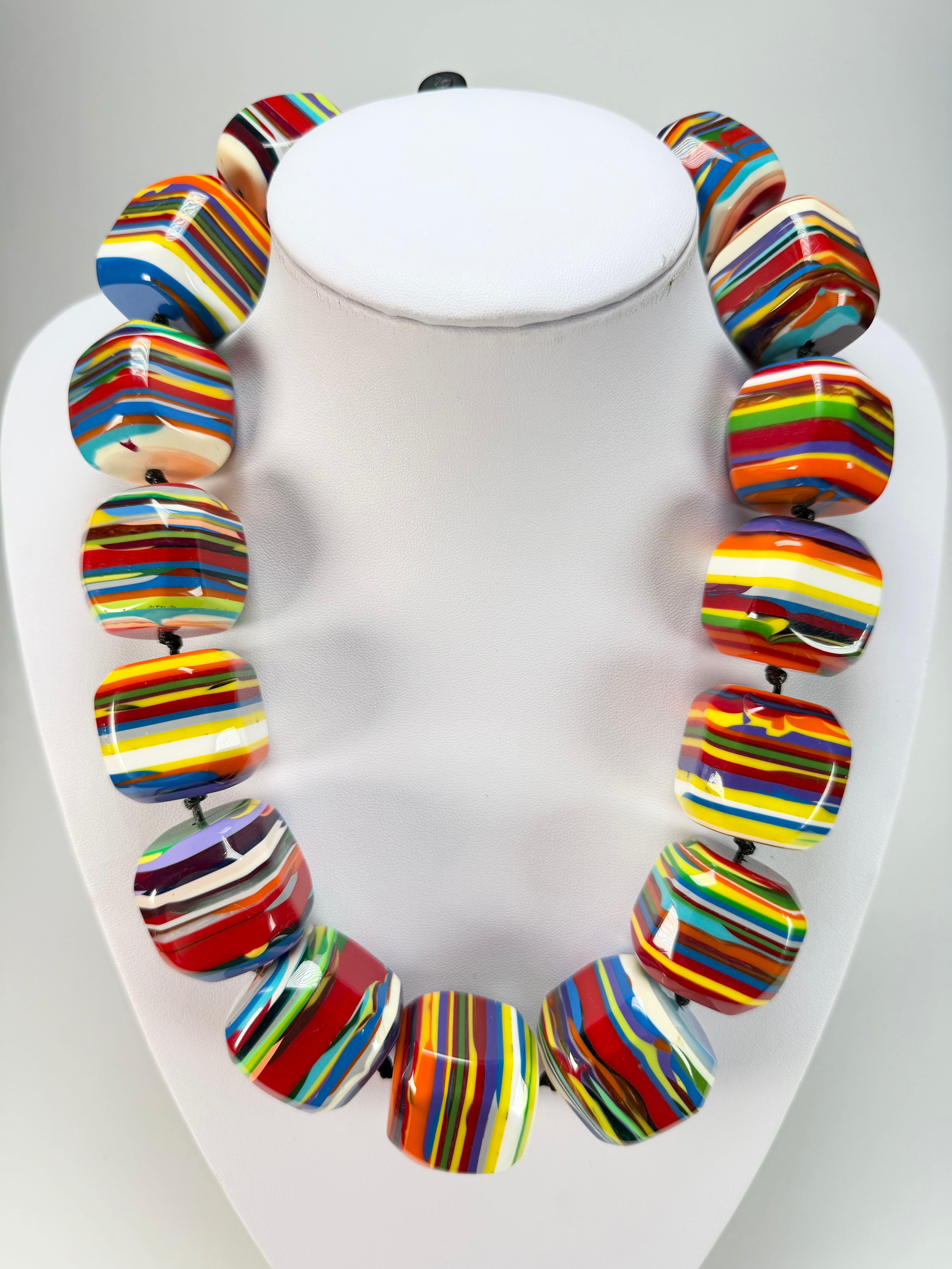 Sobral - Pop Art "O Maior" Studio Creation Resin Necklace ( 000000 )