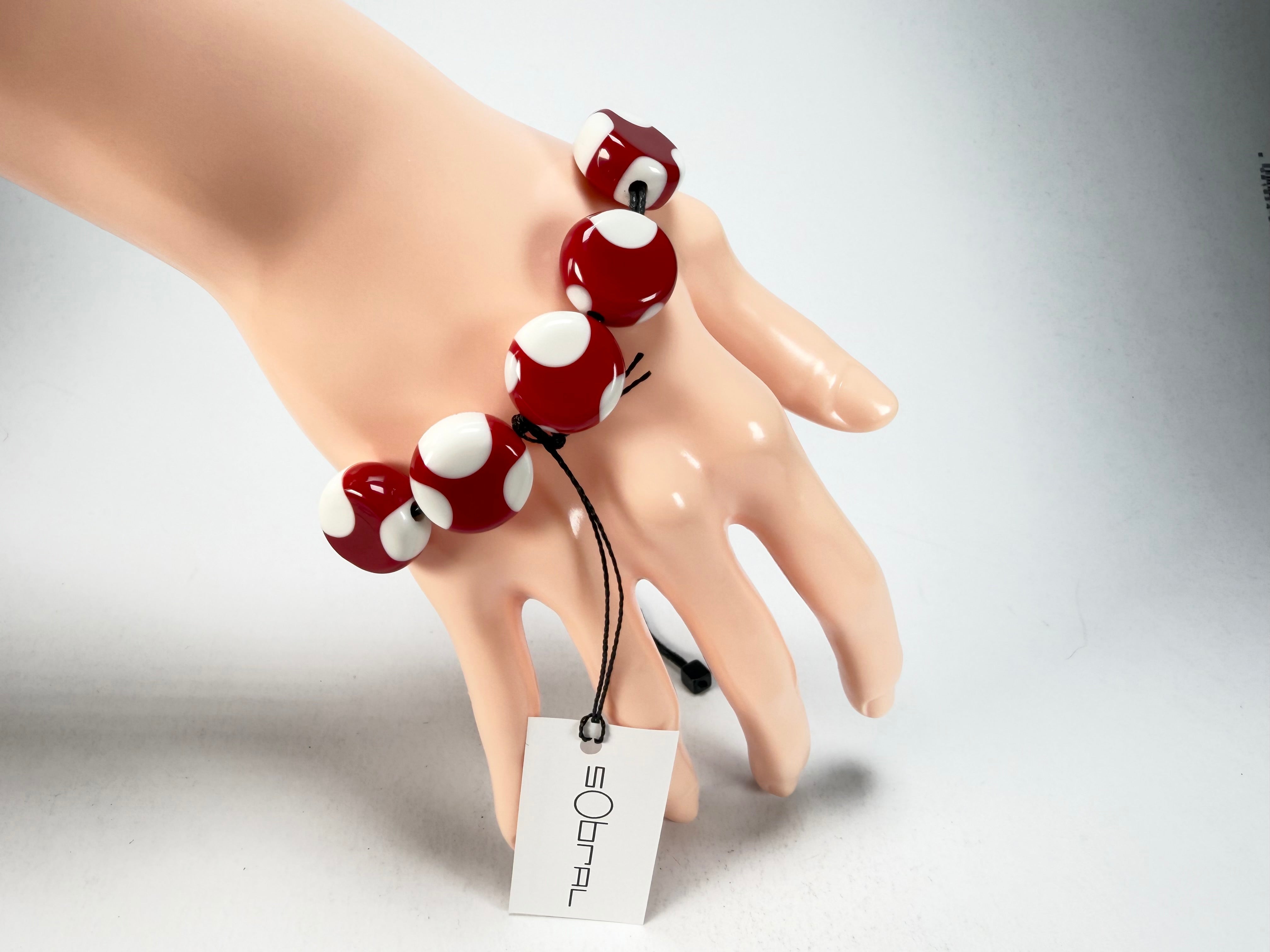 Sobral - Dots "Pointé" Red & White Resin Bracelet On Cord ( 000000 )