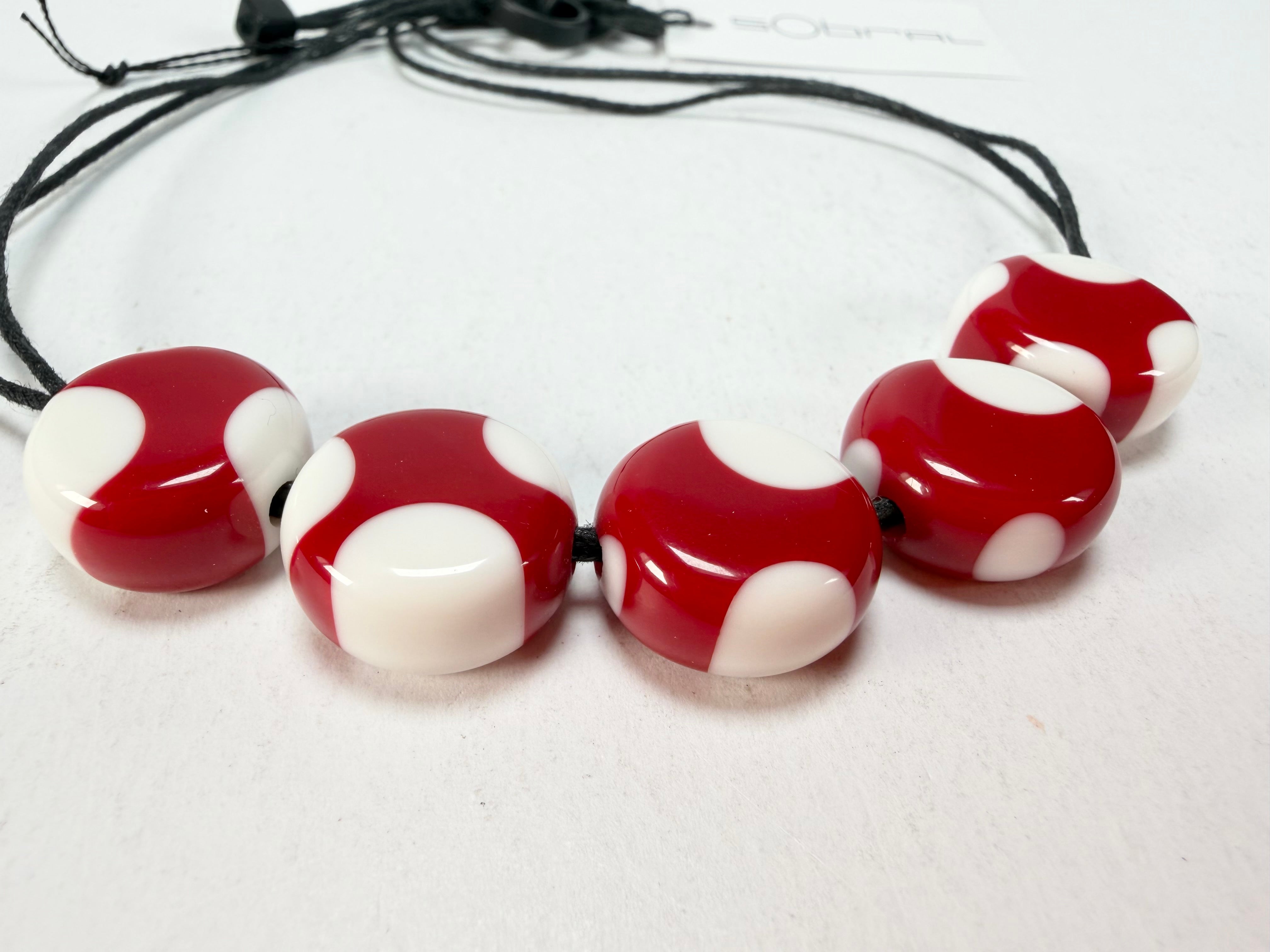 Sobral - Dots "Pointé" Red & White Resin Bracelet On Cord ( 000000 )