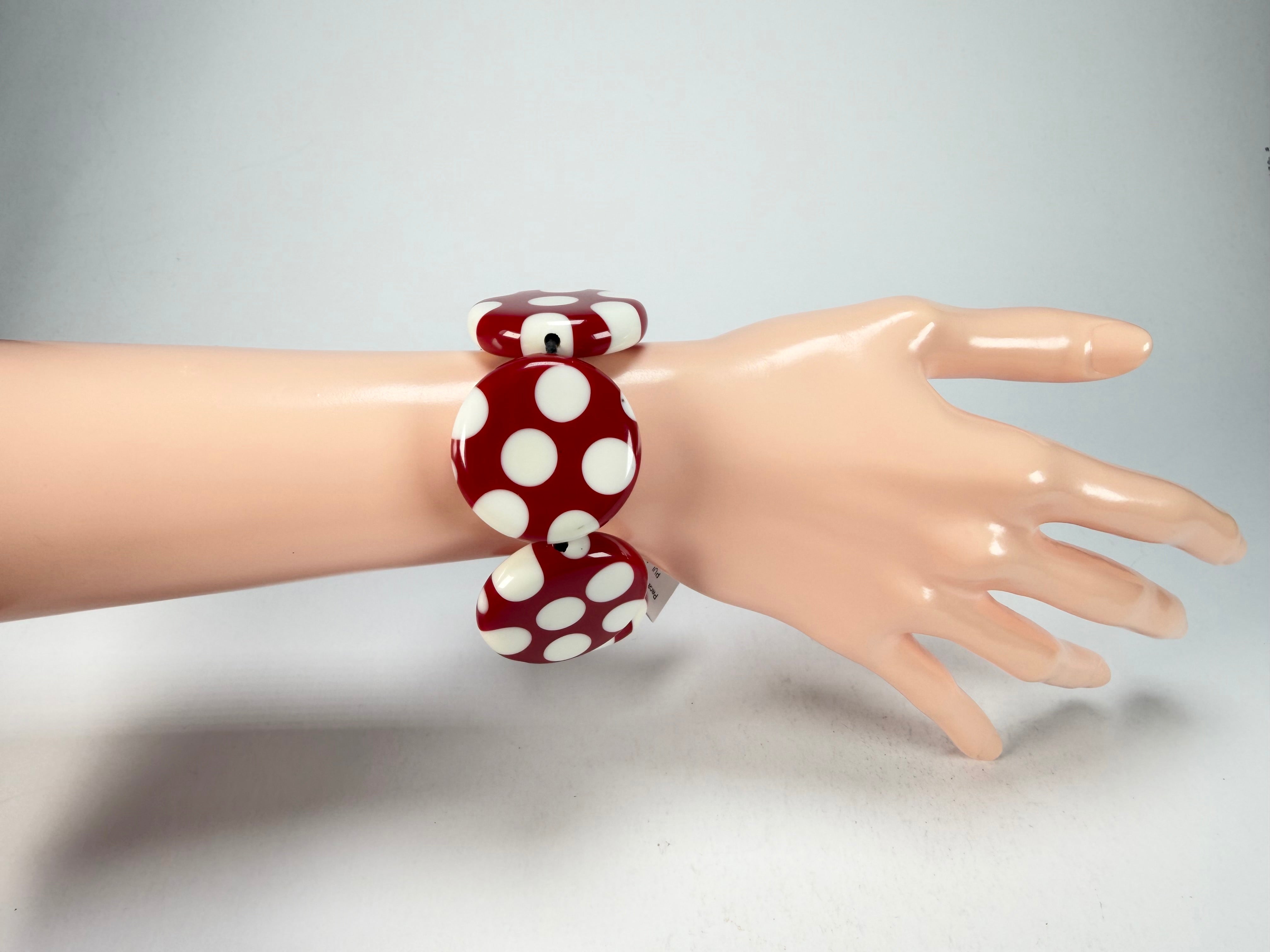 Sobral - Dots "Nº F" Red & White Elasticated Resin Bracelet ( 005361 )