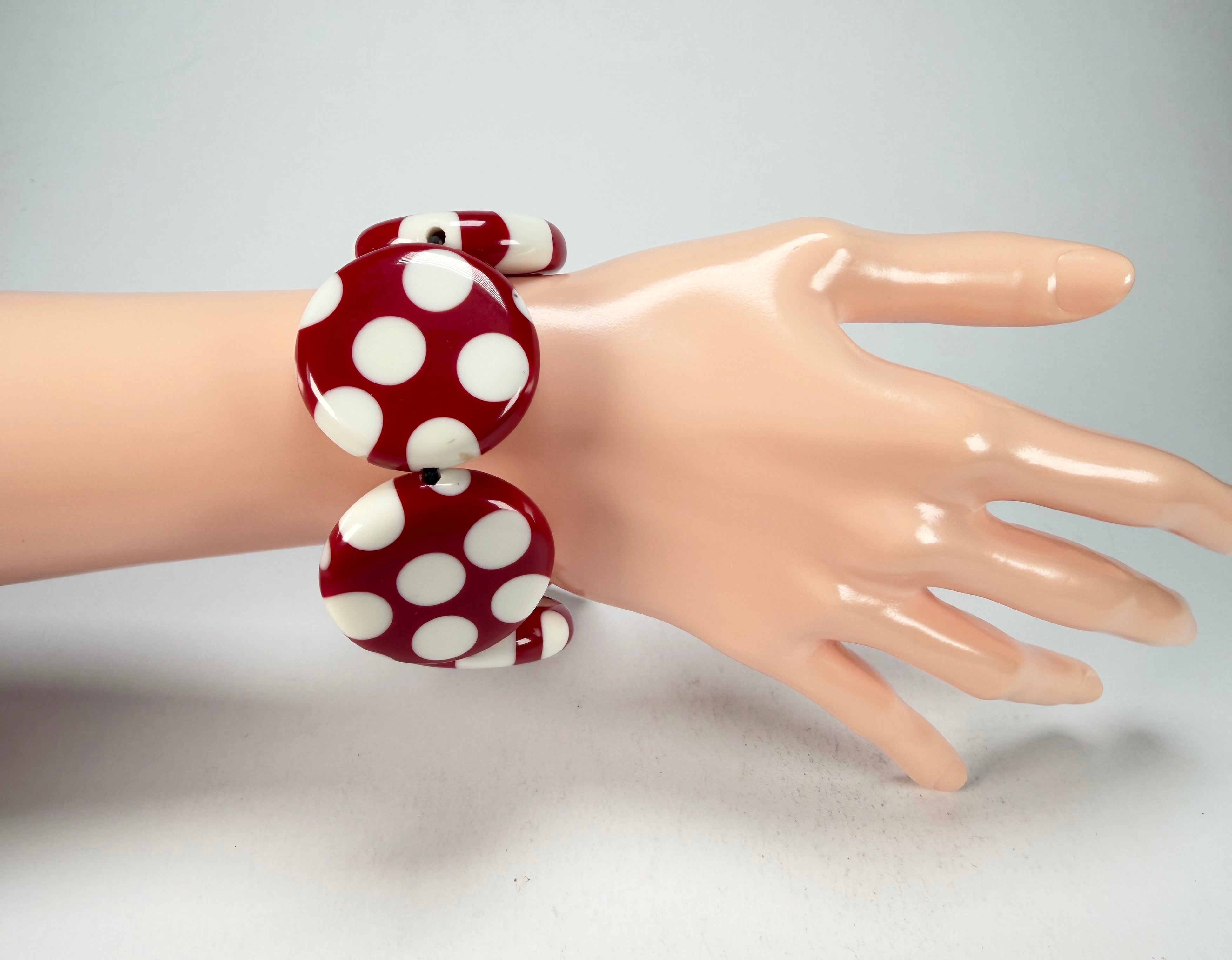 Sobral - Dots "Nº F" Red & White Elasticated Resin Bracelet ( 005361 )