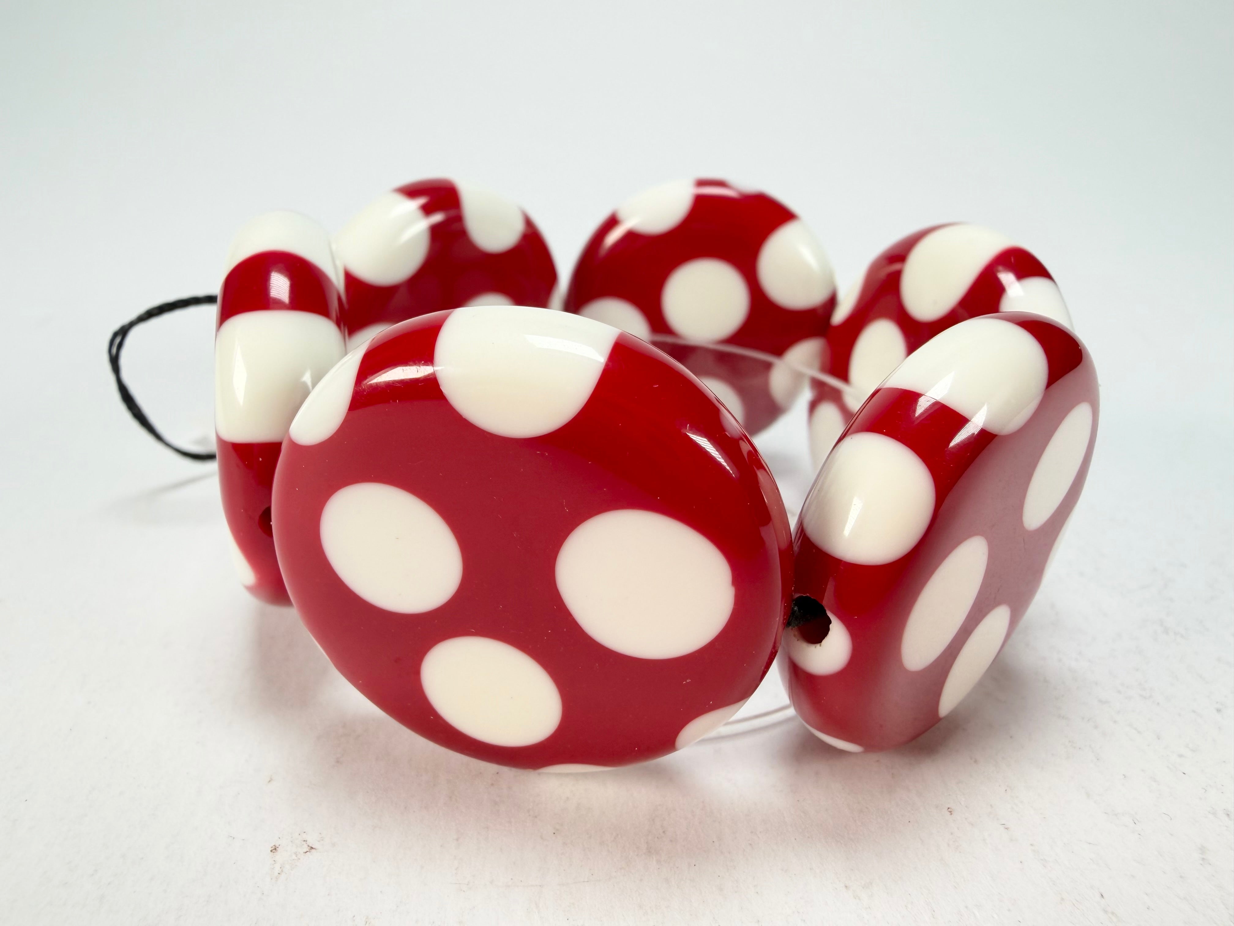 Sobral - Dots "Nº F" Red & White Elasticated Resin Bracelet ( 005361 )
