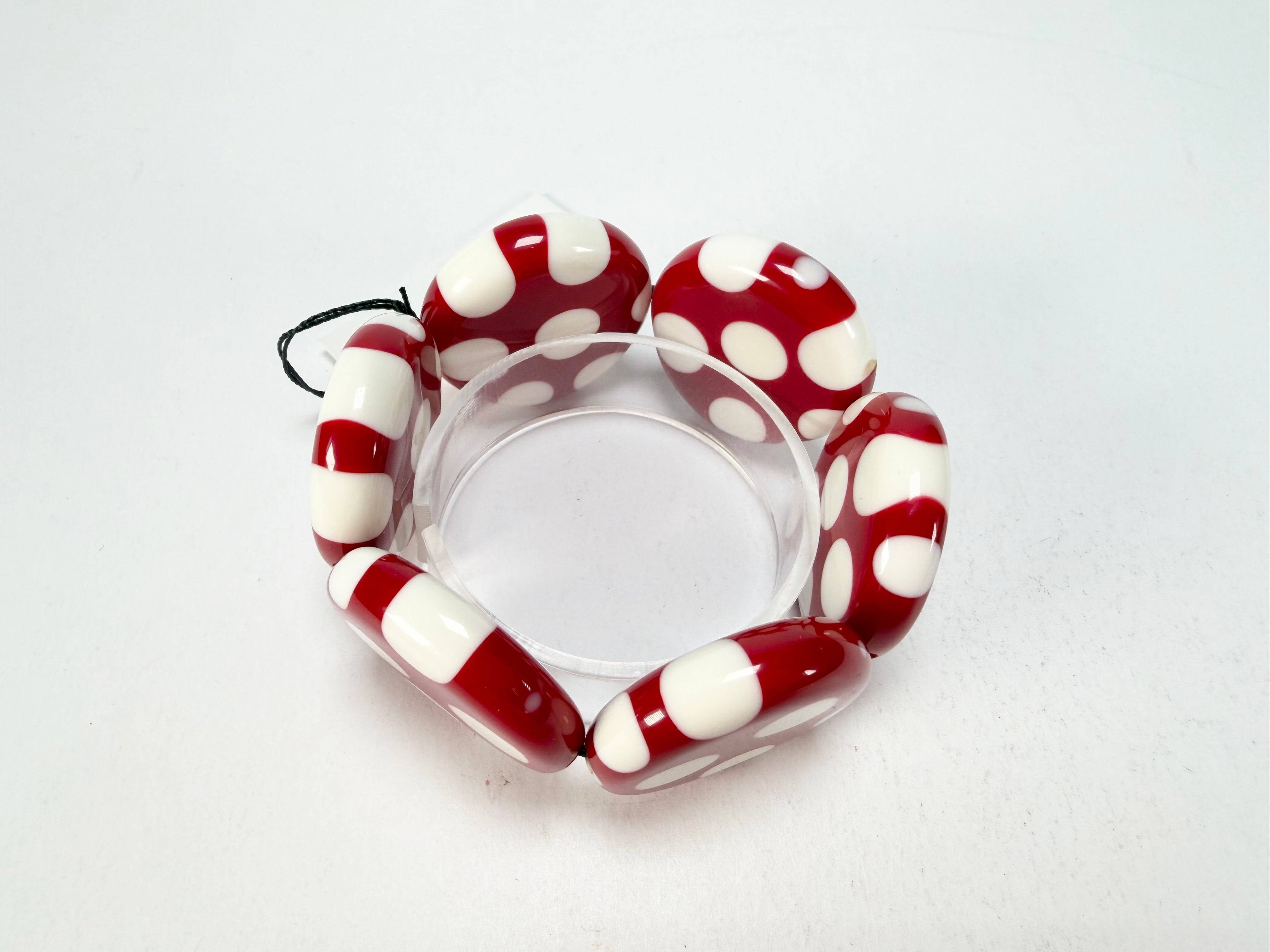 Sobral - Dots "Nº F" Red & White Elasticated Resin Bracelet ( 005361 )