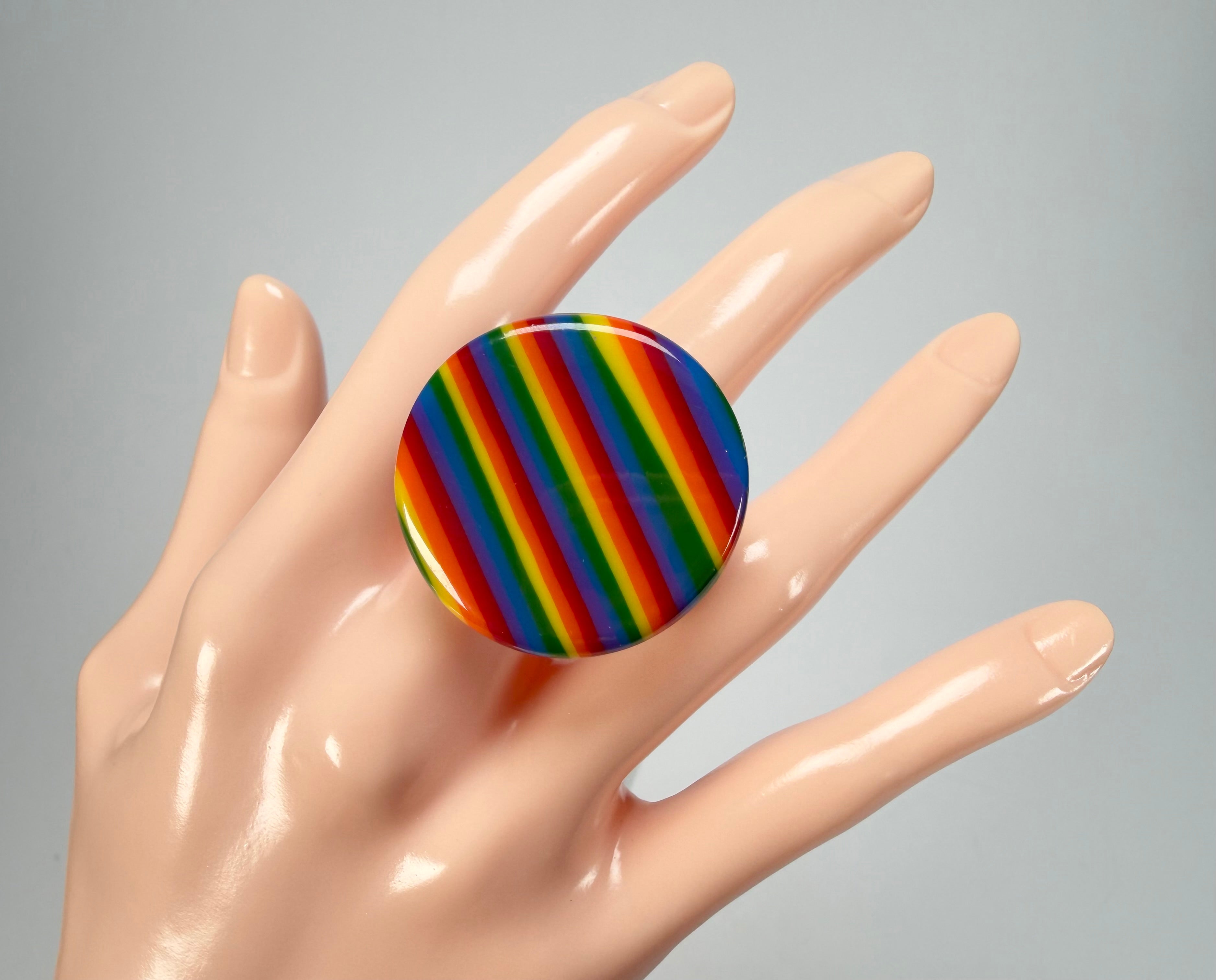 Sobral - Pop Pride "Retalhos" Resin Ring ( 004934 ) - Size UK V / US 10.5