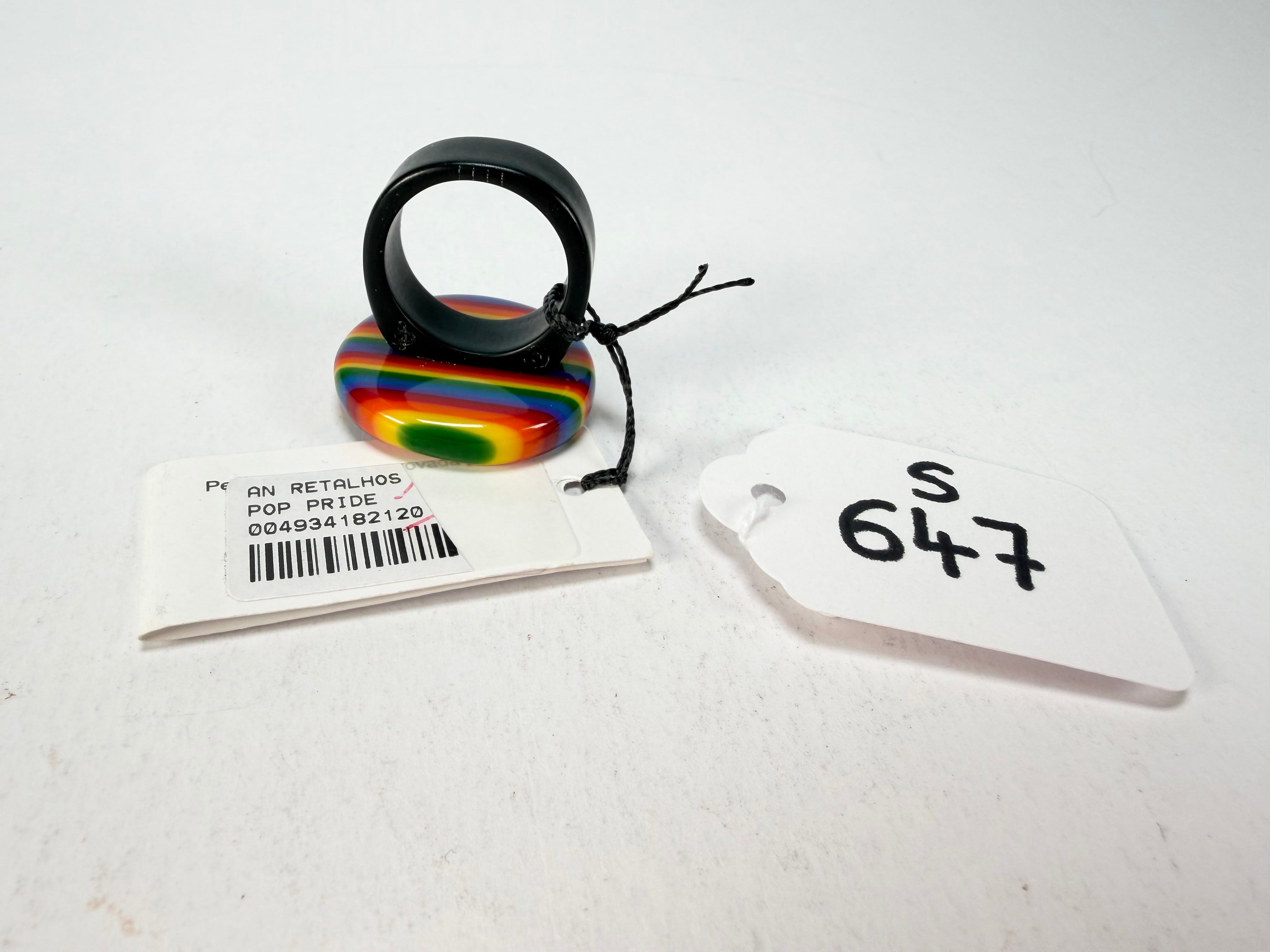 Sobral - Pop Pride "Retalhos" Resin Ring ( 004934 ) - Size UK V / US 10.5
