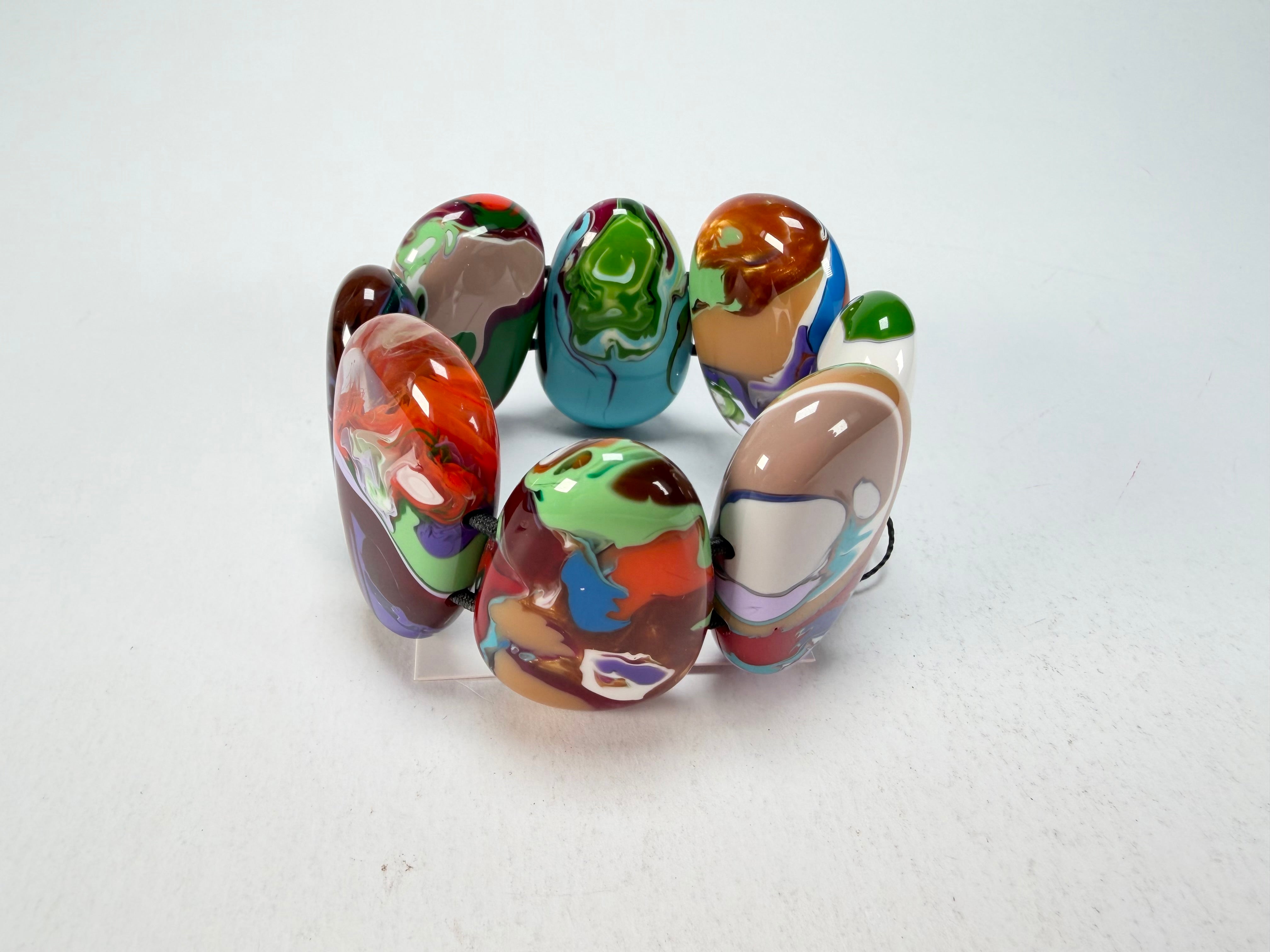 Sobral - Multi-Colour "Folha" Pollock Elasticated Resin Bracelet ( 005519 )