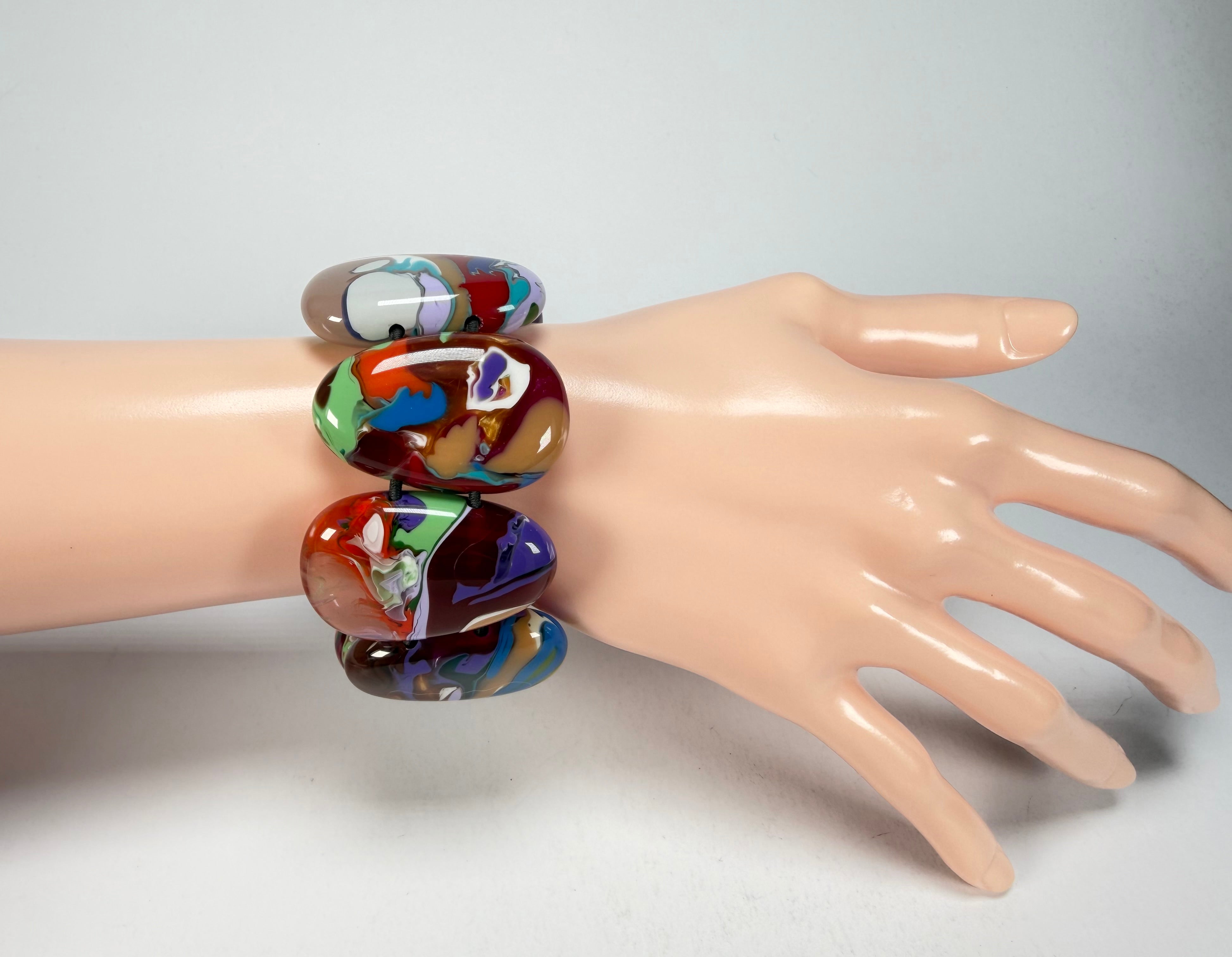Sobral - Multi-Colour "Folha" Pollock Elasticated Resin Bracelet ( 005519 )