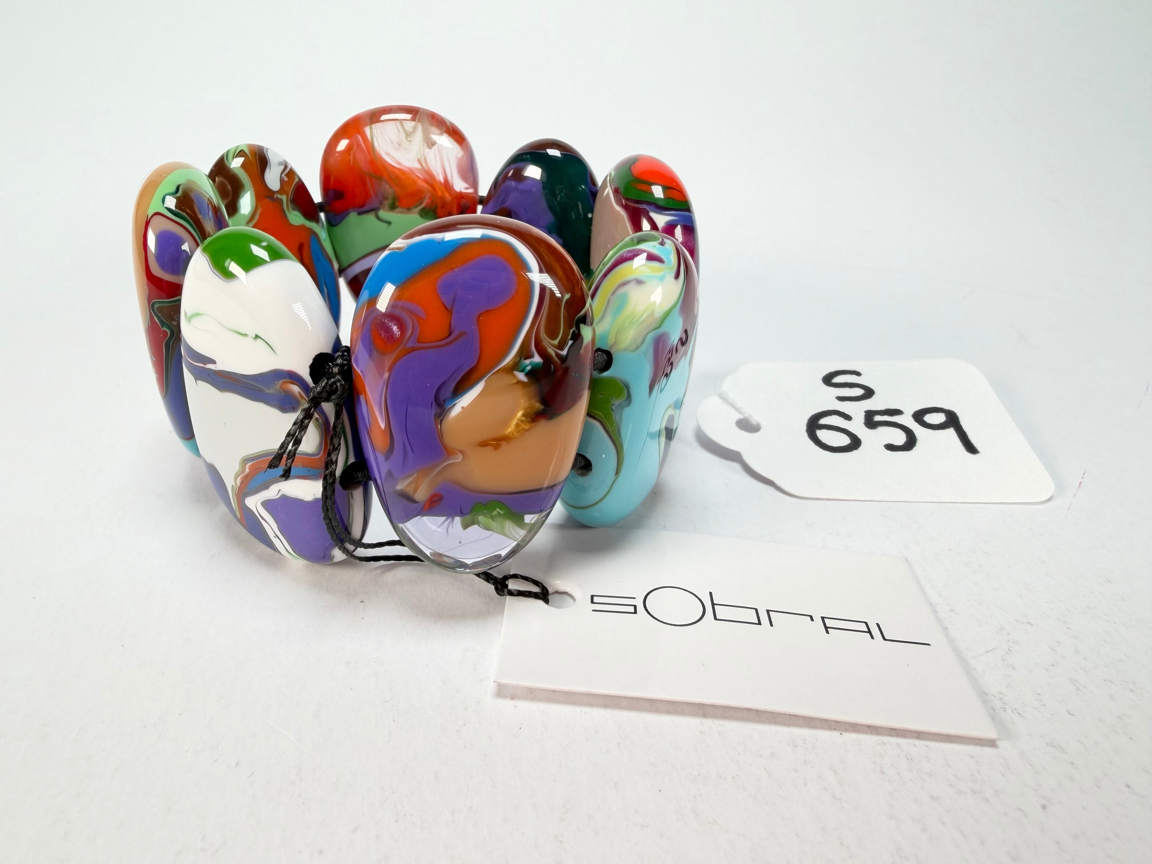 Sobral - Multi-Colour "Folha" Pollock Elasticated Resin Bracelet ( 005519 )