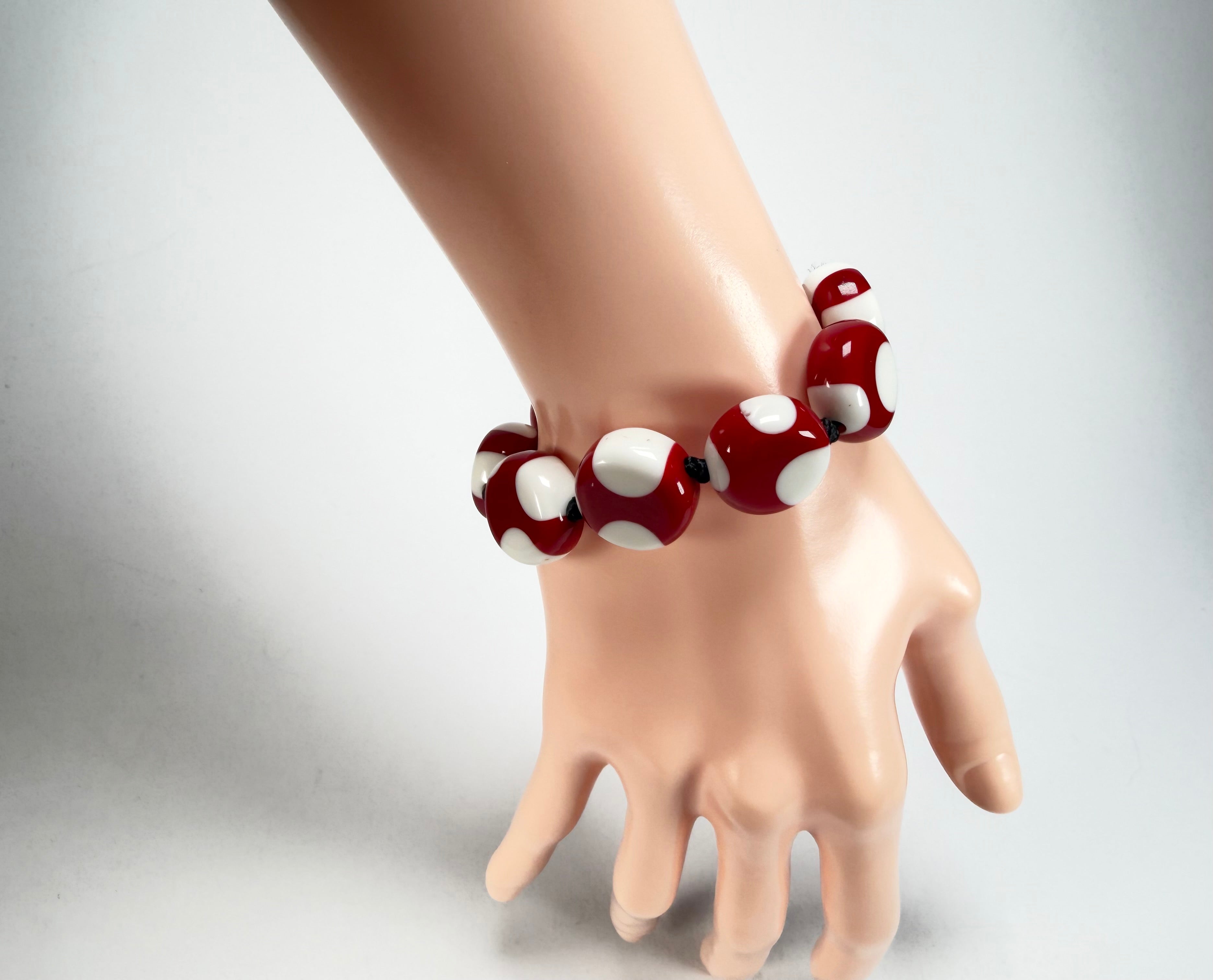 Sobral - Dots "Mini Dots" Red & White Elasticated Resin Bracelet ( 000000 )