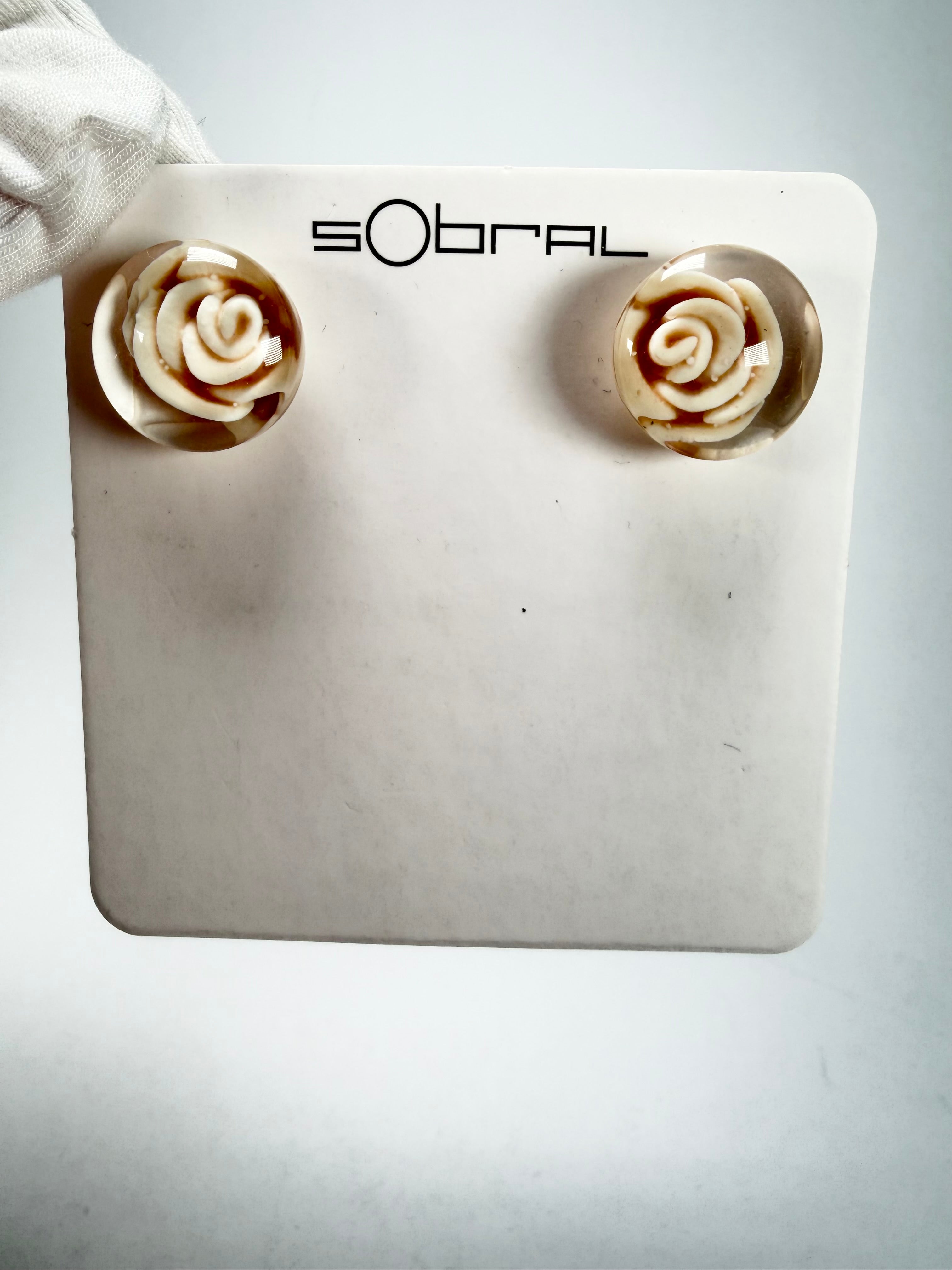 Sobral - Roses "Kalinda" Marfim Resin Earrings ( 003854 )