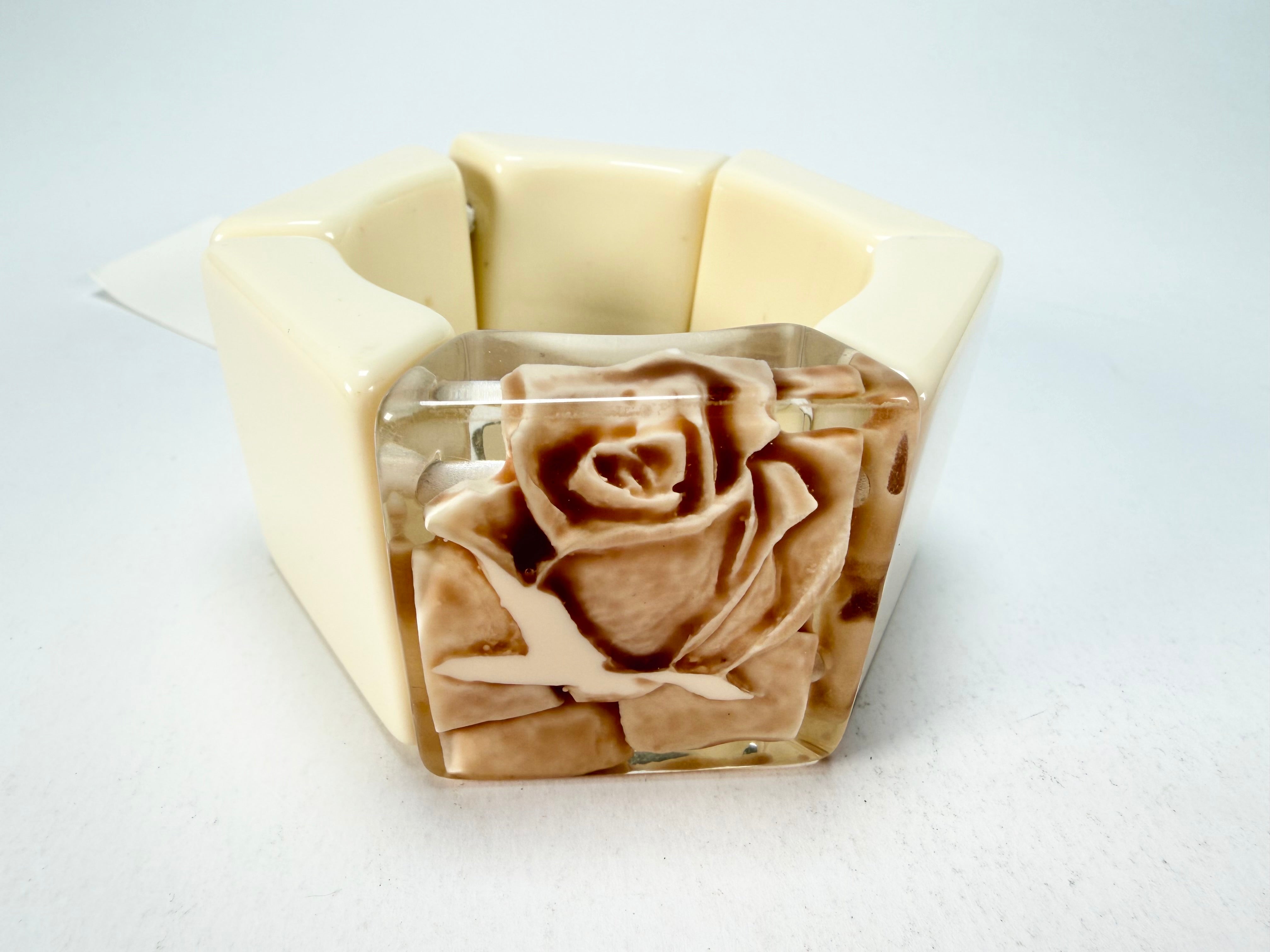 Sobral - Roses "Negra" Marfim Elasticated Resin Bracelet ( 004397 )