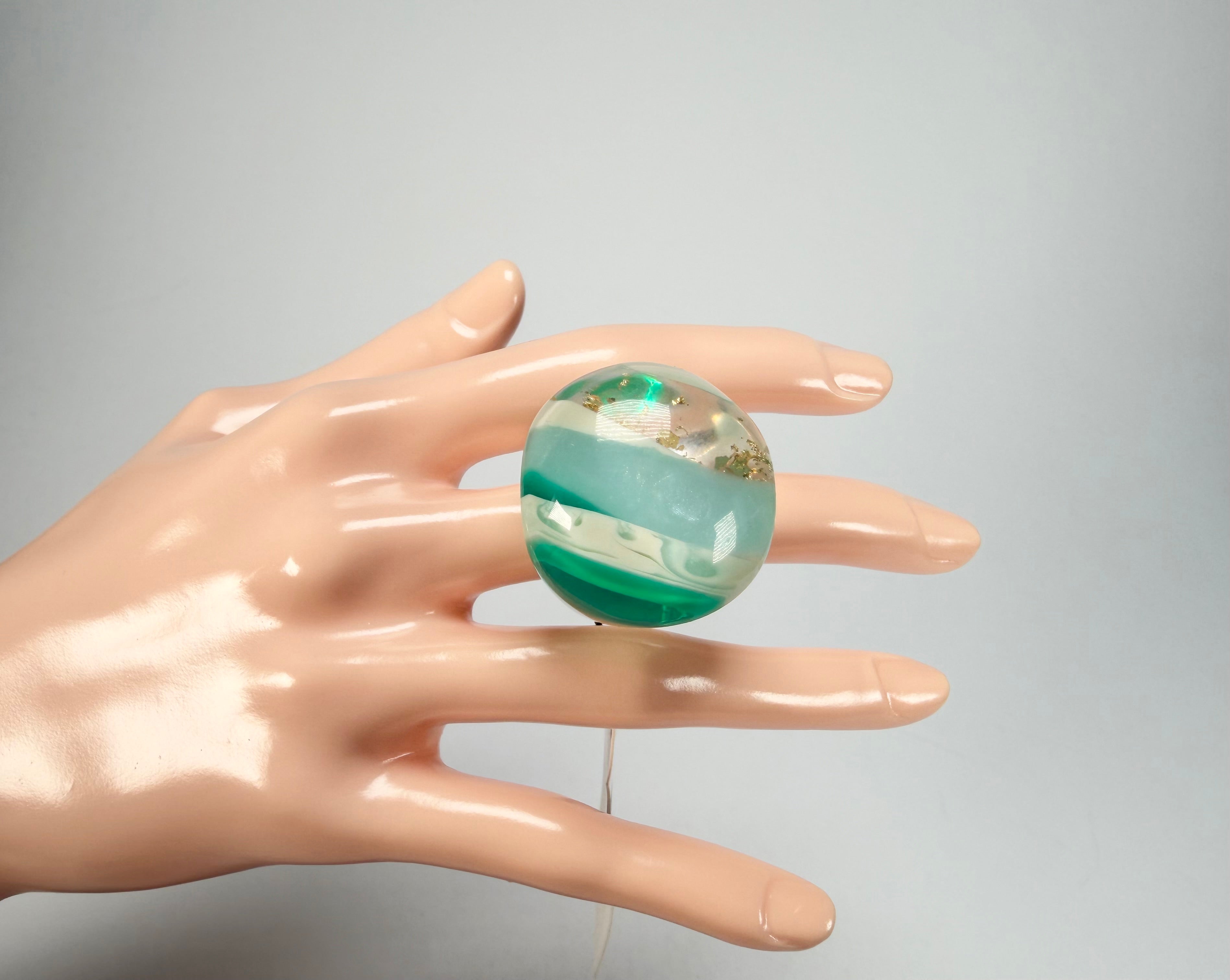 Sobral - Planets "Saturno" Neptune Resin Ring ( 005457 ) - Size UK Q / US 8