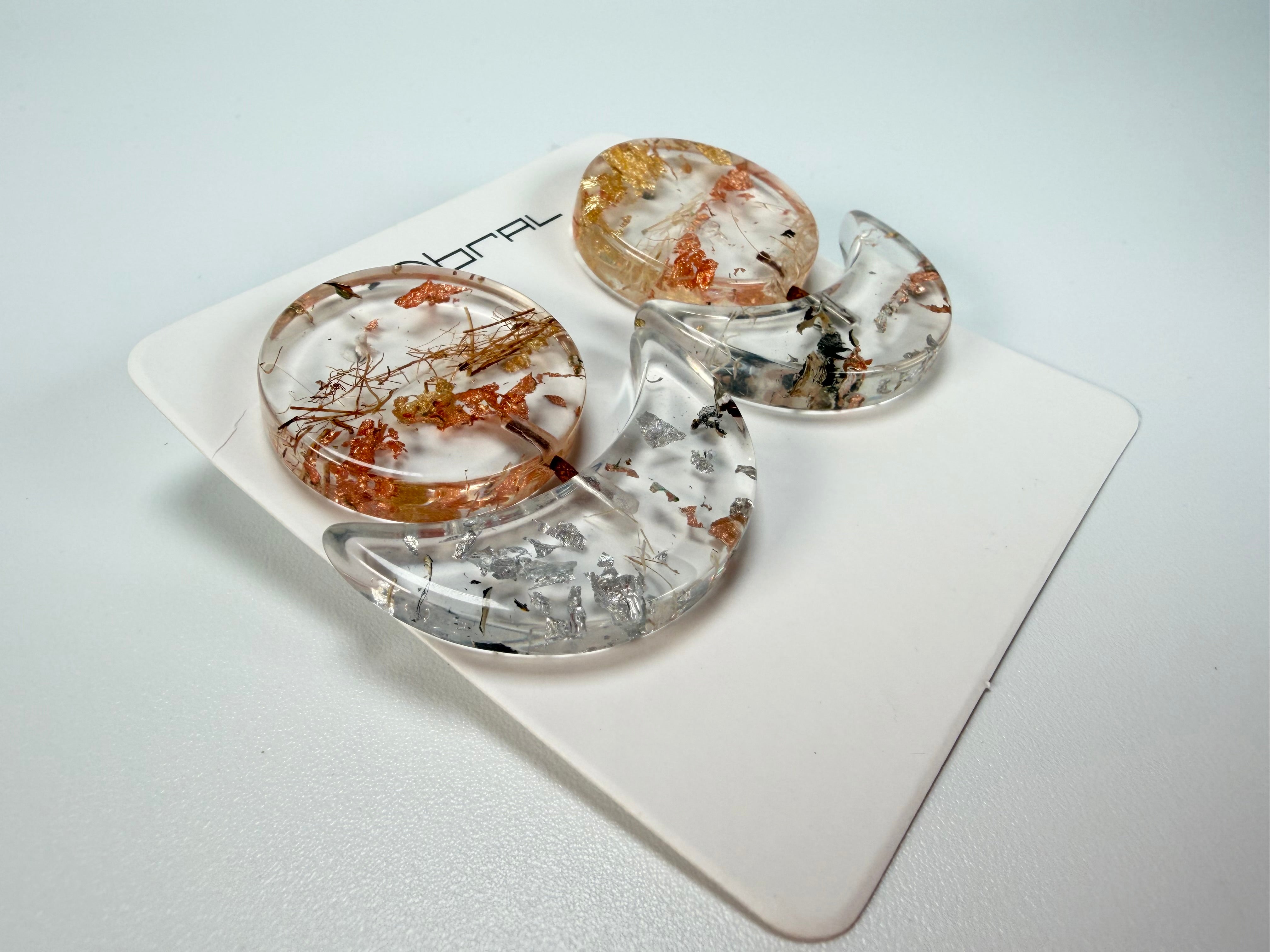 Sobral - Minas Gerais "Sombra" Resin Earrings ( 005036 )