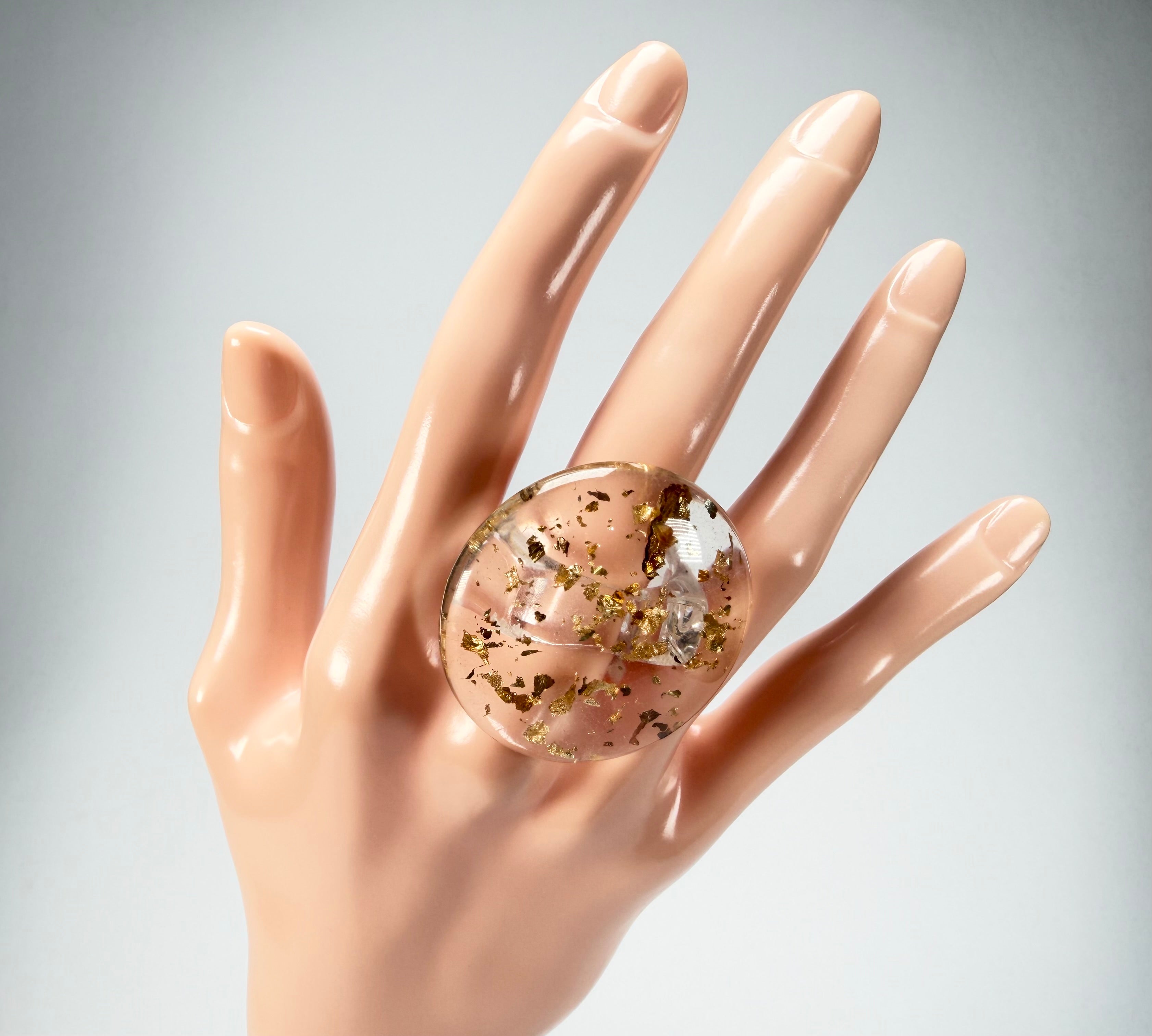 Sobral - Metalique "Bead" Resin Ring ( 004764 ) - Size UK P / US 7.5