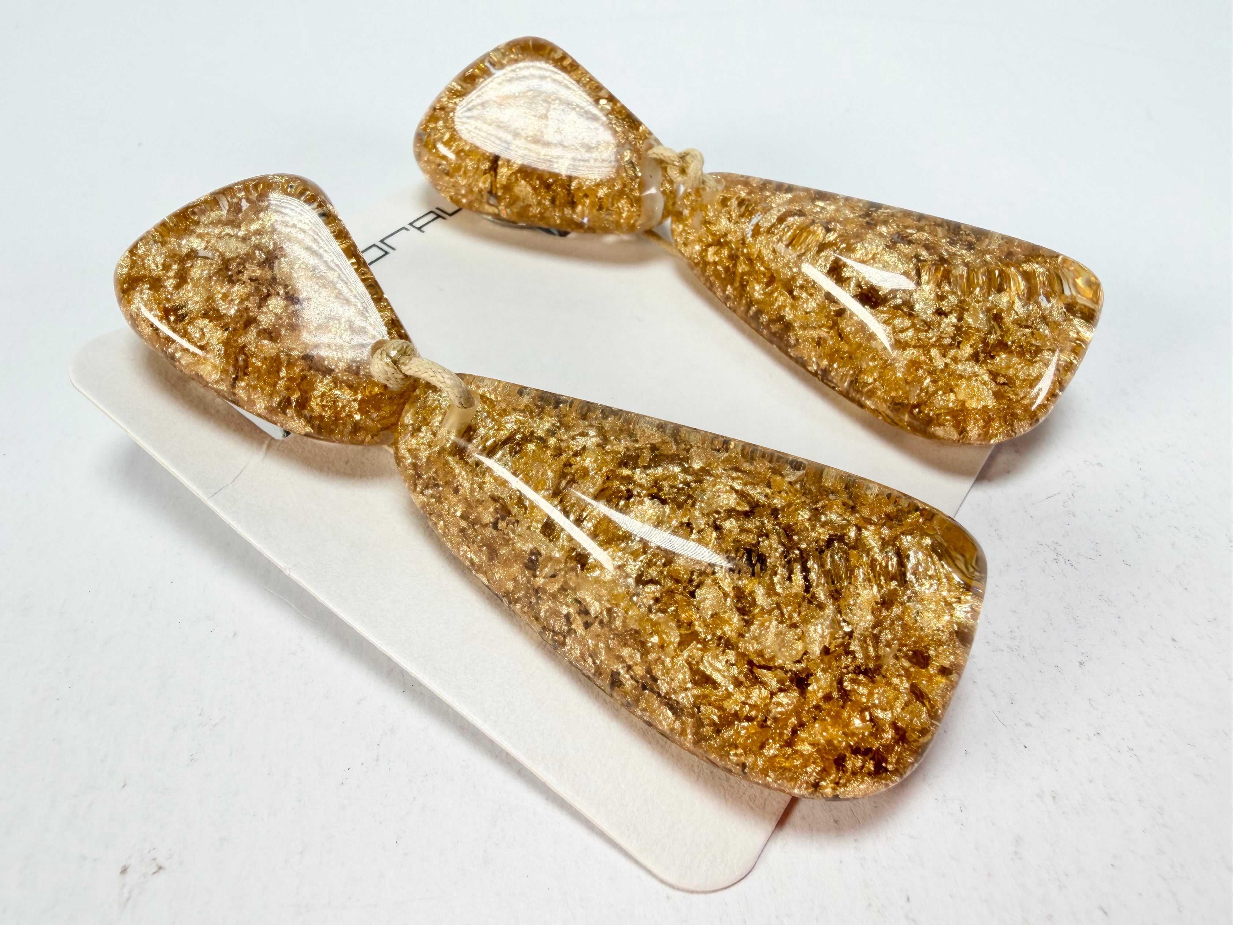 Sobral - Metalique "Cusco" Gold Resin Clip On Earrings ( 001417 )