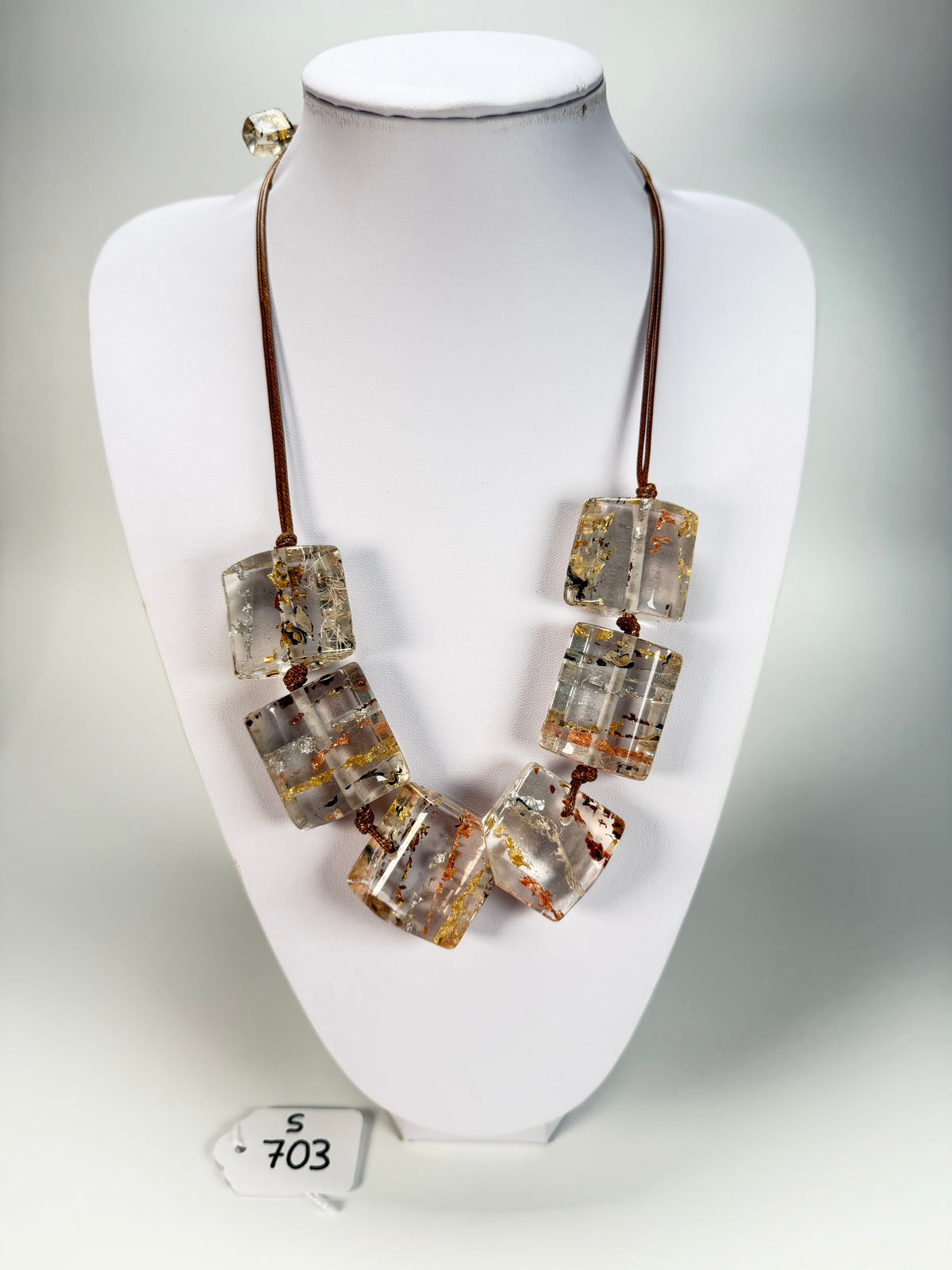 Sobral - Minas Gerais "Capitólio" Resin Necklace ( 005544 )