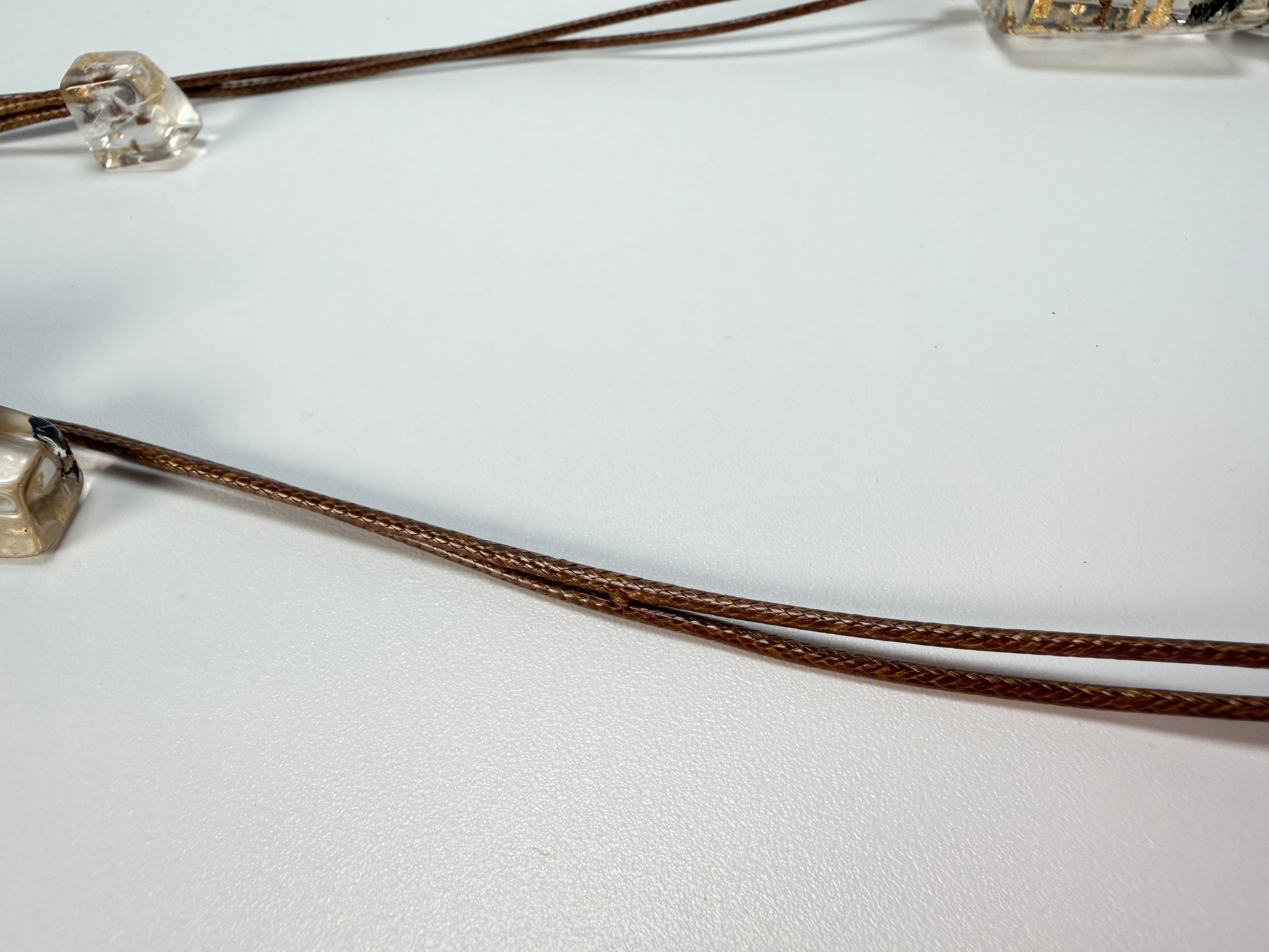 Sobral - Minas Gerais "Capitólio" Resin Necklace ( 005544 )