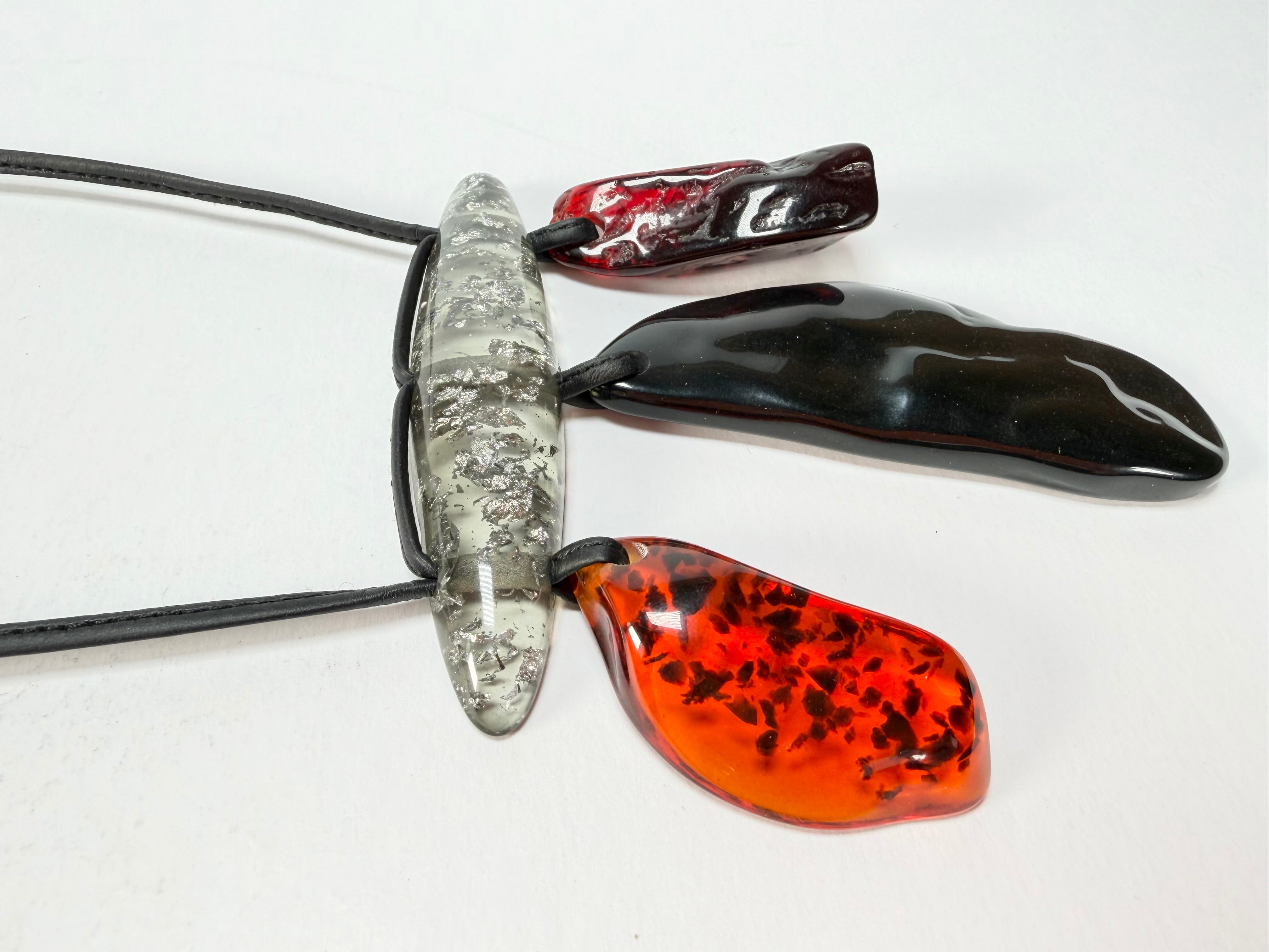 Sobral - Médio "Agudo" Studio Creation Resin Necklace ( 000000 )