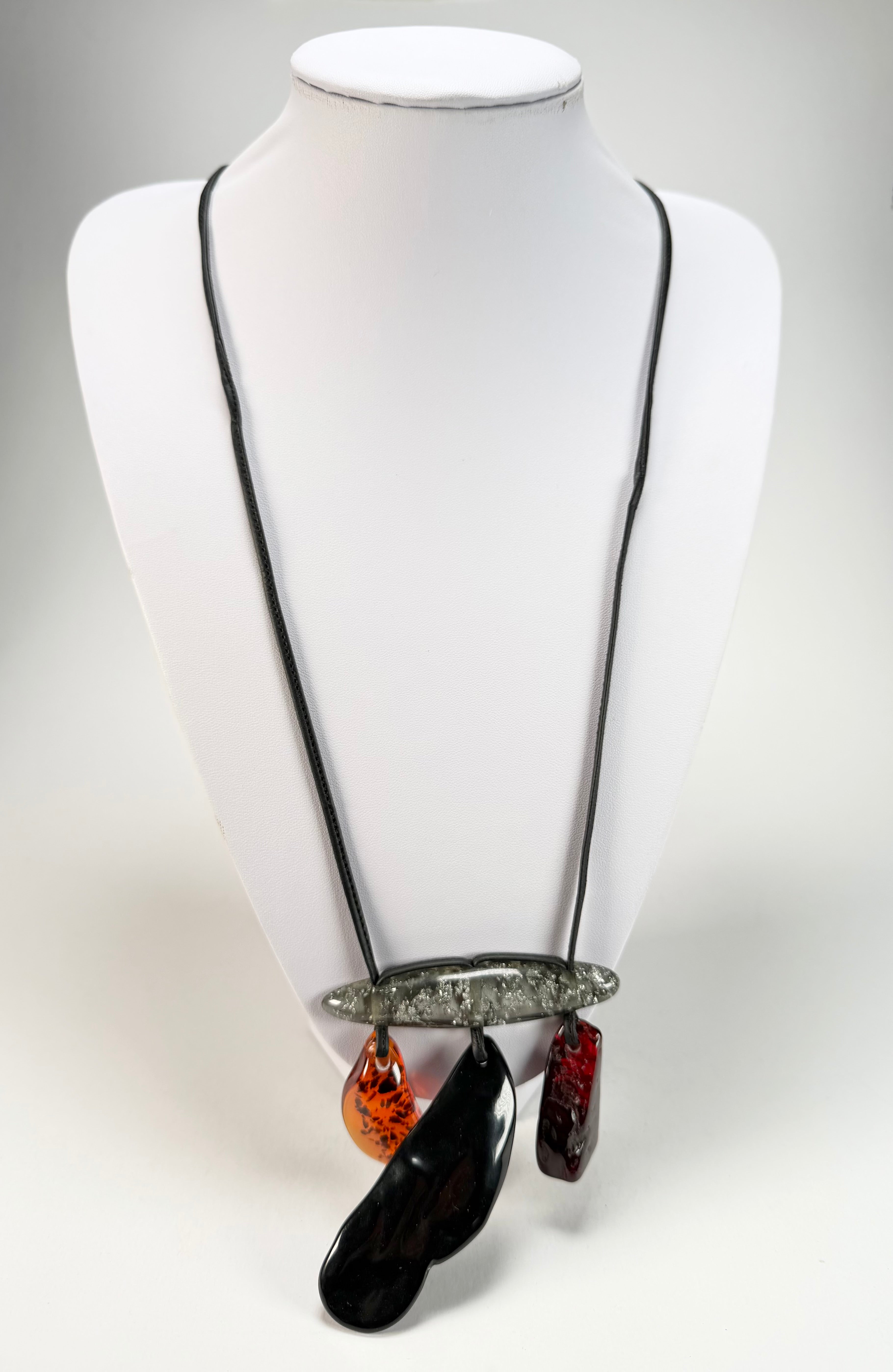 Sobral - Médio "Agudo" Studio Creation Resin Necklace ( 000000 )