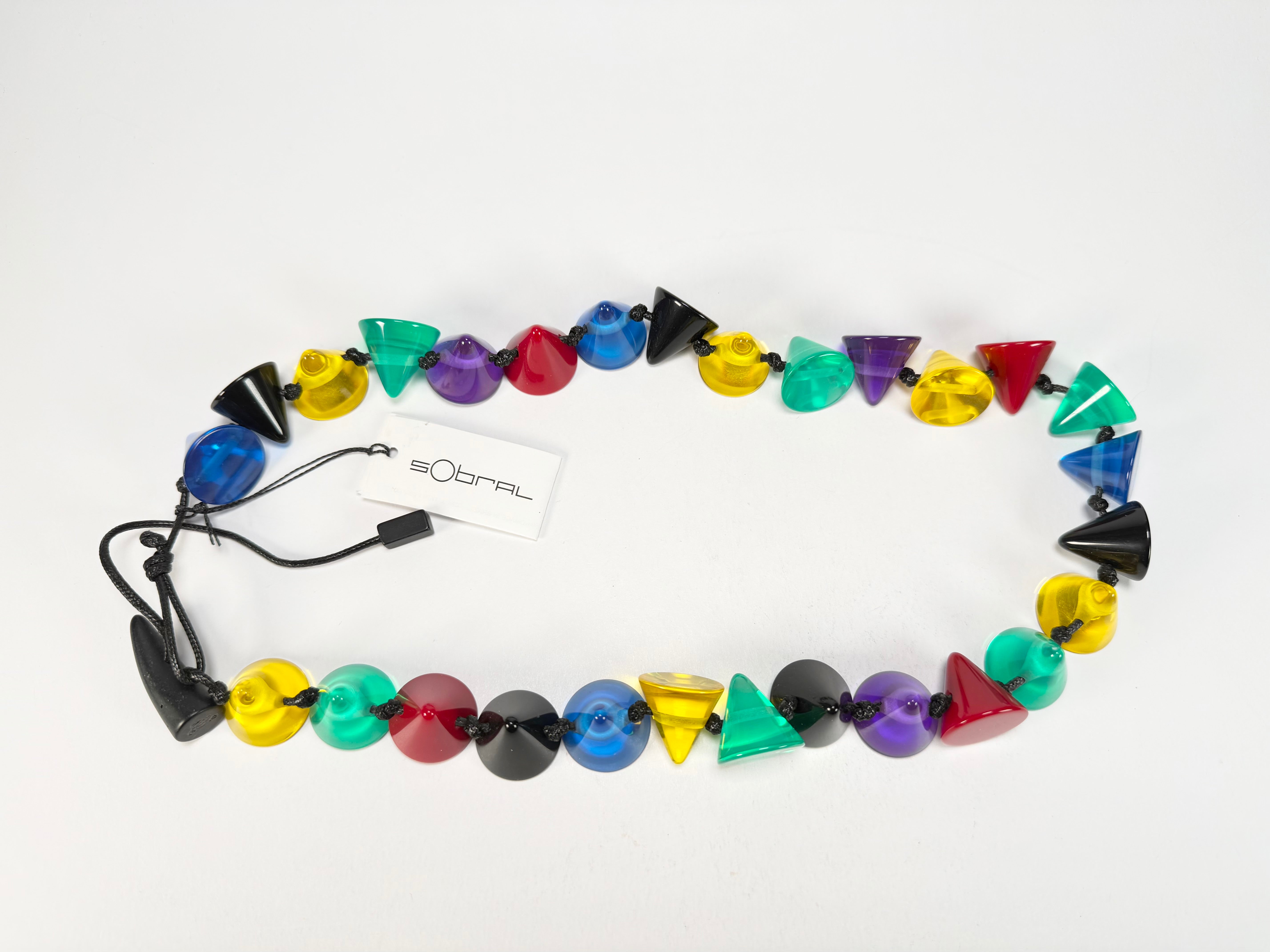 Sobral - Mix 2023 "Cones MD" Resin Necklace ( 005368 )